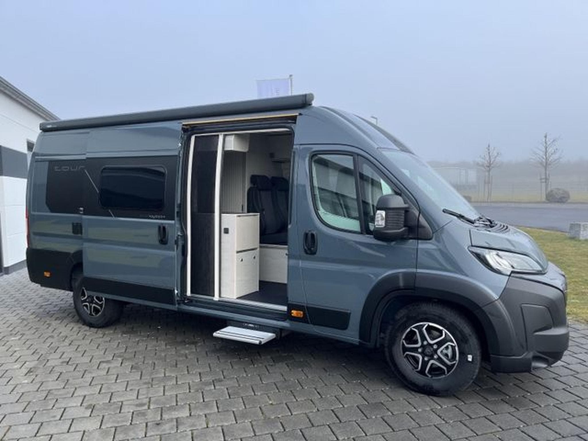 Tourne Mobile Cruise 6.4m, 2.2 BlueHDI 180, Automatik (2023) - Photo 3