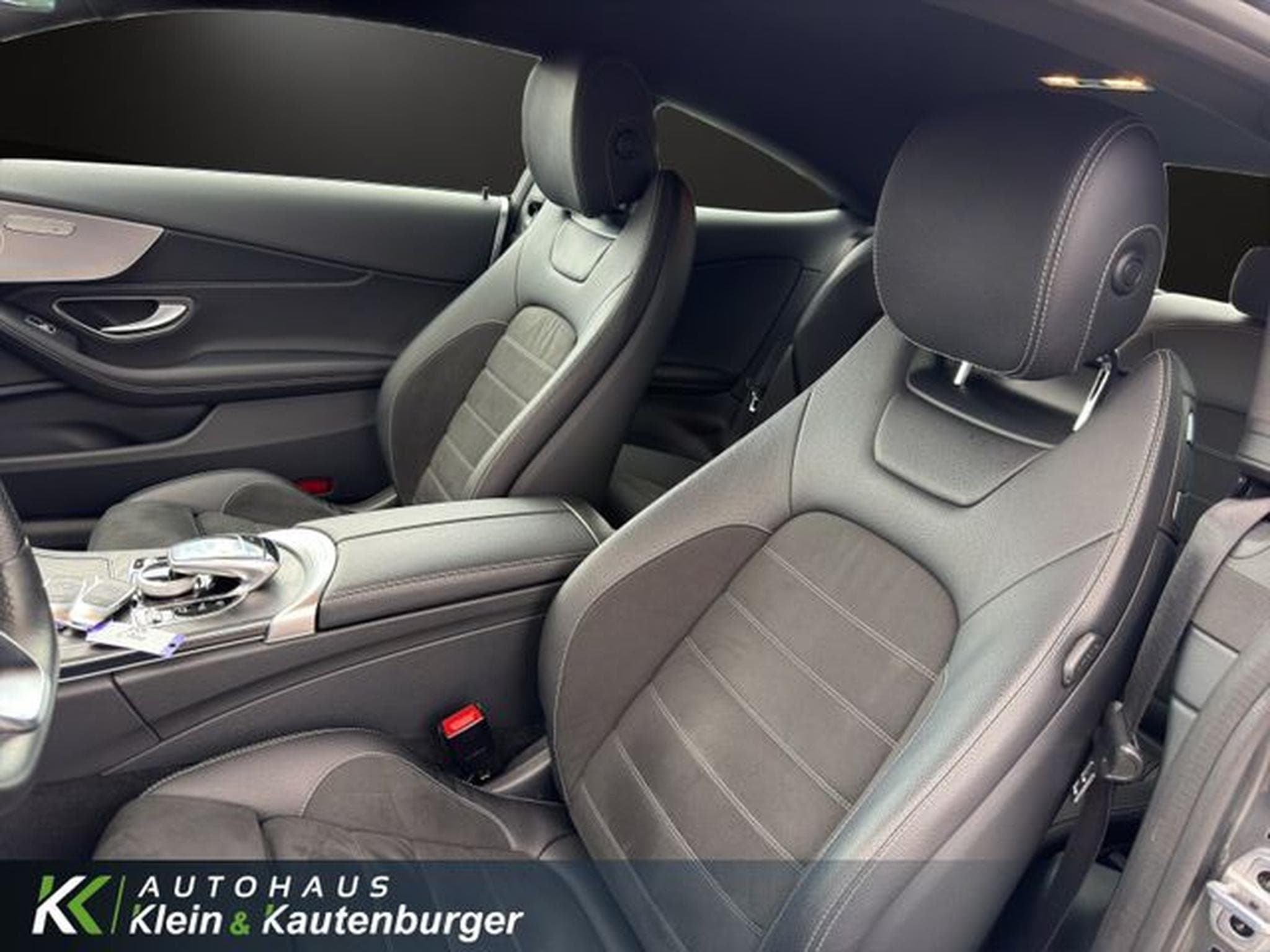 Mercedes C 200 C 200 coupé AMG LINE+MBUX+AMBIENTE+KAMERA+LED (2019) - Photo 14