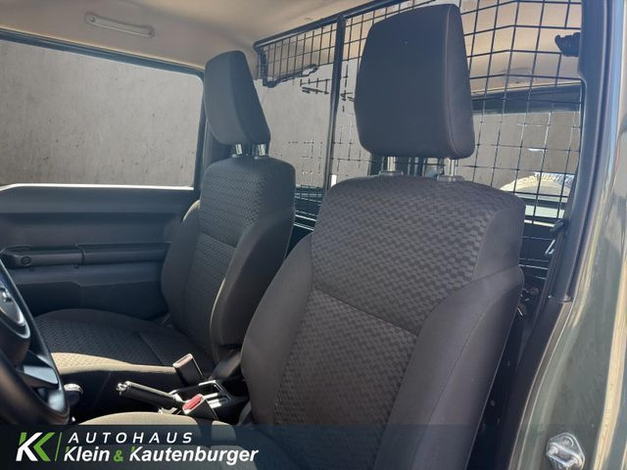 Suzuki Jimny Jimny 1.5 Allgrip Comfort+ (2021) - Foto 13