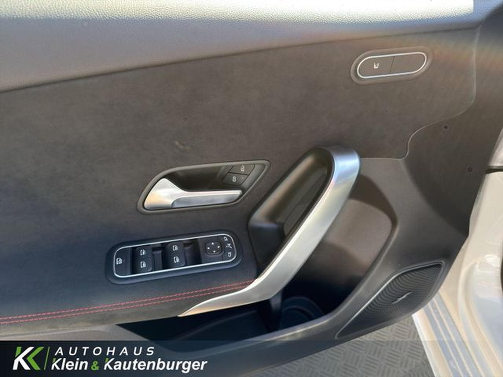 Mercedes A 200 A 200 AMG +NIGHT PAKET+BURMESTER+DISTRONIC+KAMER (2024) - Photo 12