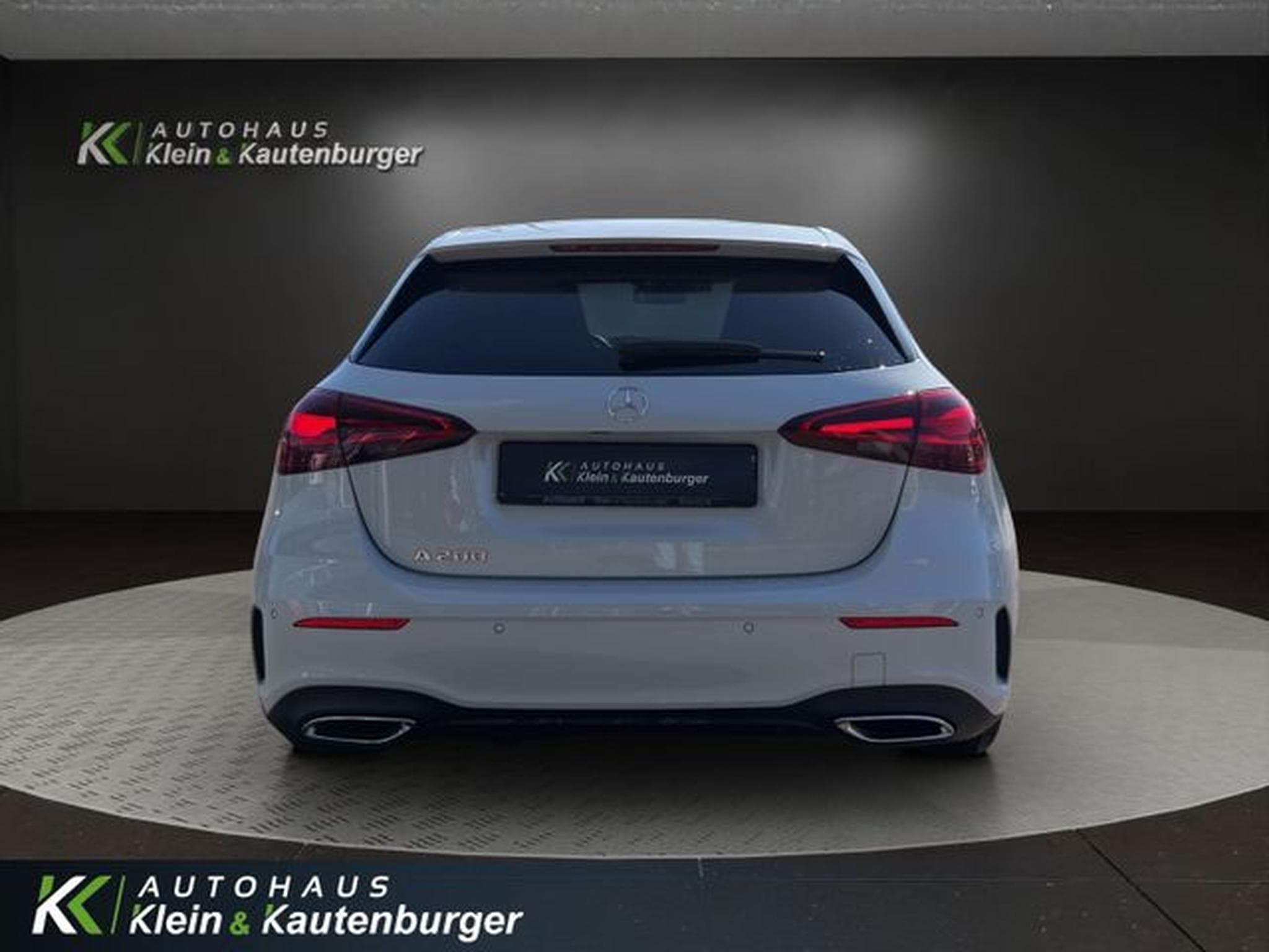 Mercedes A 200 A 200 AMG +NIGHT PAKET+BURMESTER+DISTRONIC+KAMER (2024) - Photo 6