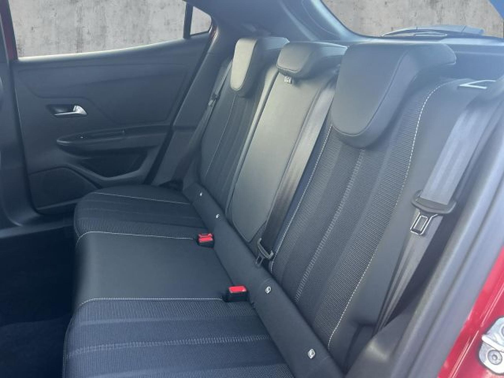 Opel Mokka Mokka 1.2 GS Line Autom. NAVI RFK 180 LED SHZG (2024) - Foto 12