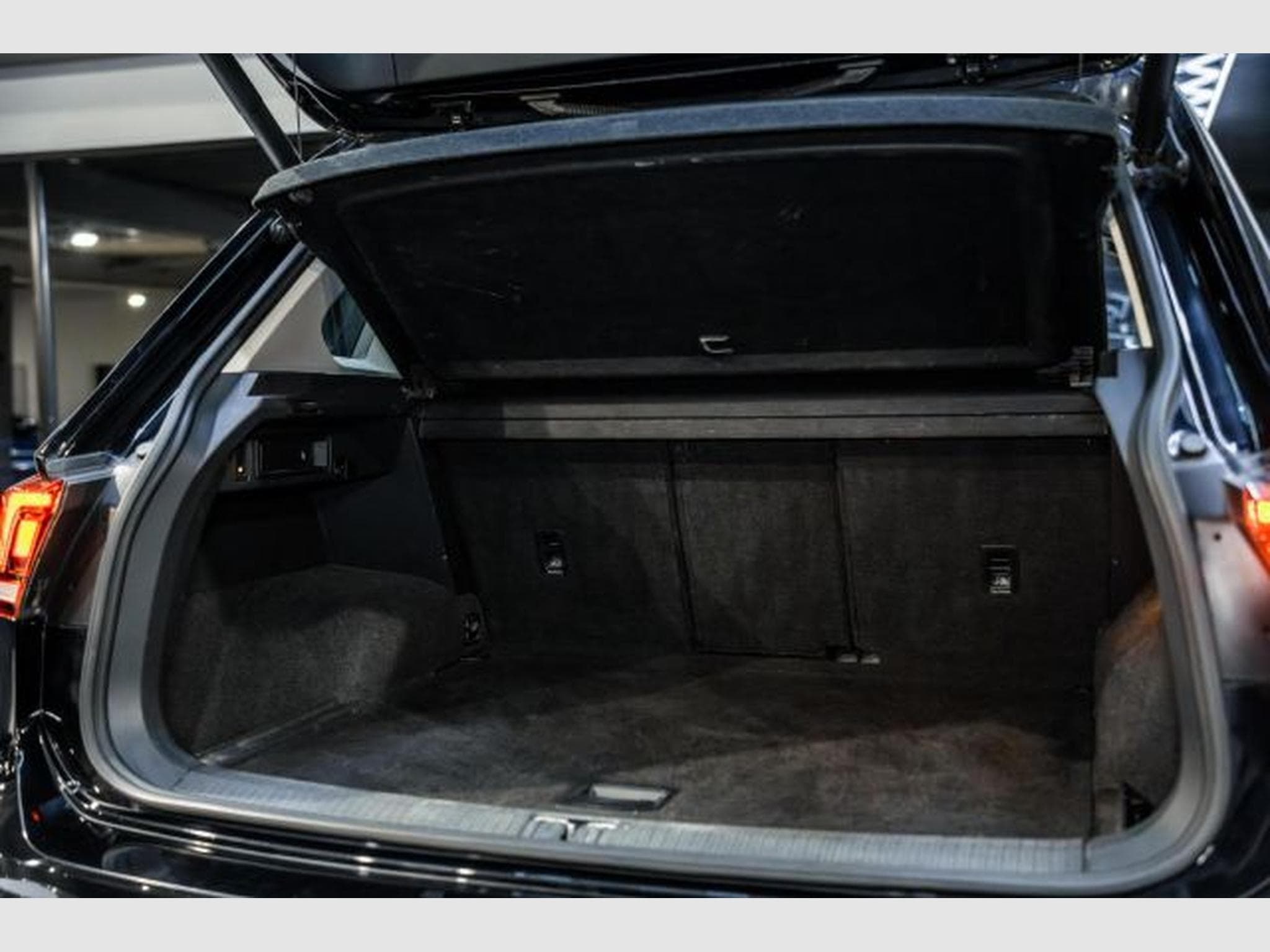 VW Tiguan Tiguan 1.4 TSI R-Line JOIN NAVI LED ACC GARANTIE (2018) - Photo 14