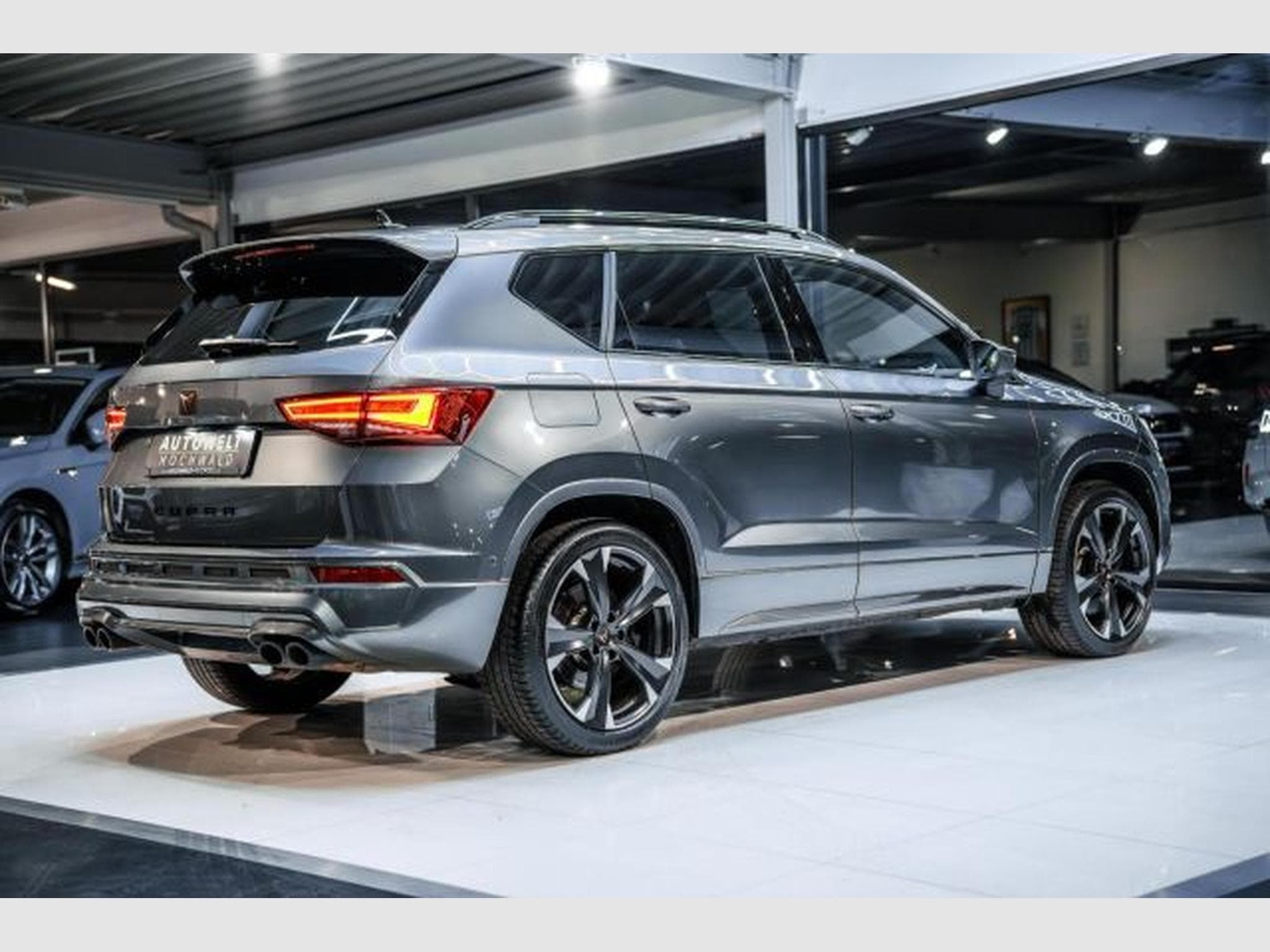 Cupra Ateca Ateca VZ 2.0 TSI DSG 4Drive NAVI RFK LED SSLekrd (2023) - Photo 11
