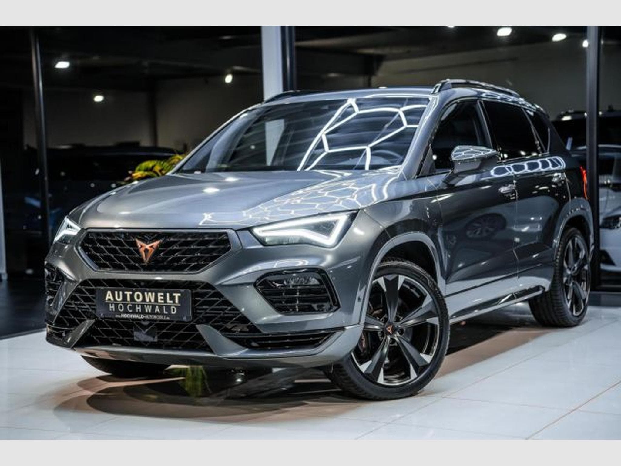 Cupra Ateca Ateca VZ 2.0 TSI DSG 4Drive NAVI RFK LED SSLekrd (2023) - Photo 2