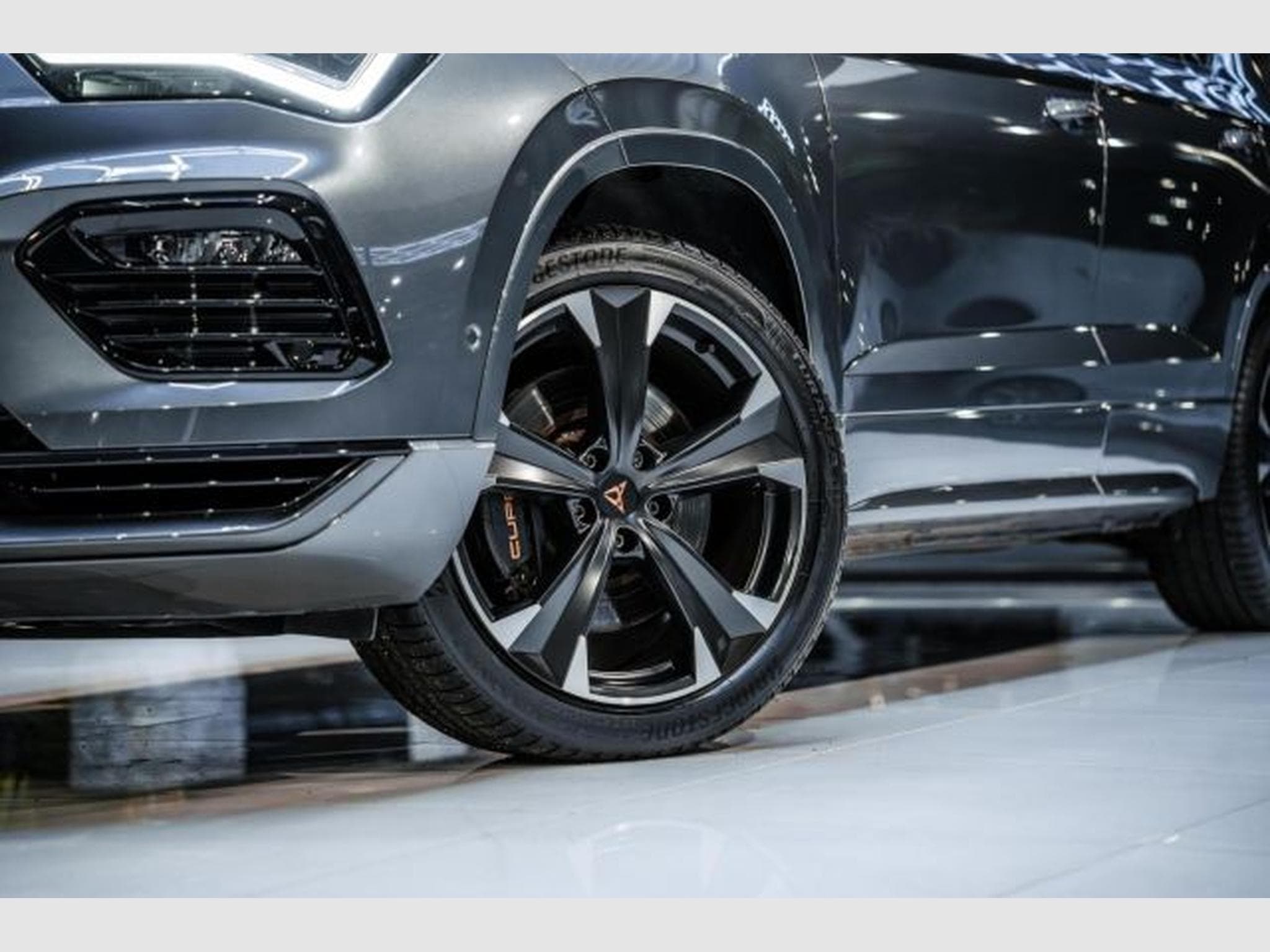 Cupra Ateca Ateca VZ 2.0 TSI DSG 4Drive NAVI RFK LED SSLekrd (2023) - Photo 3