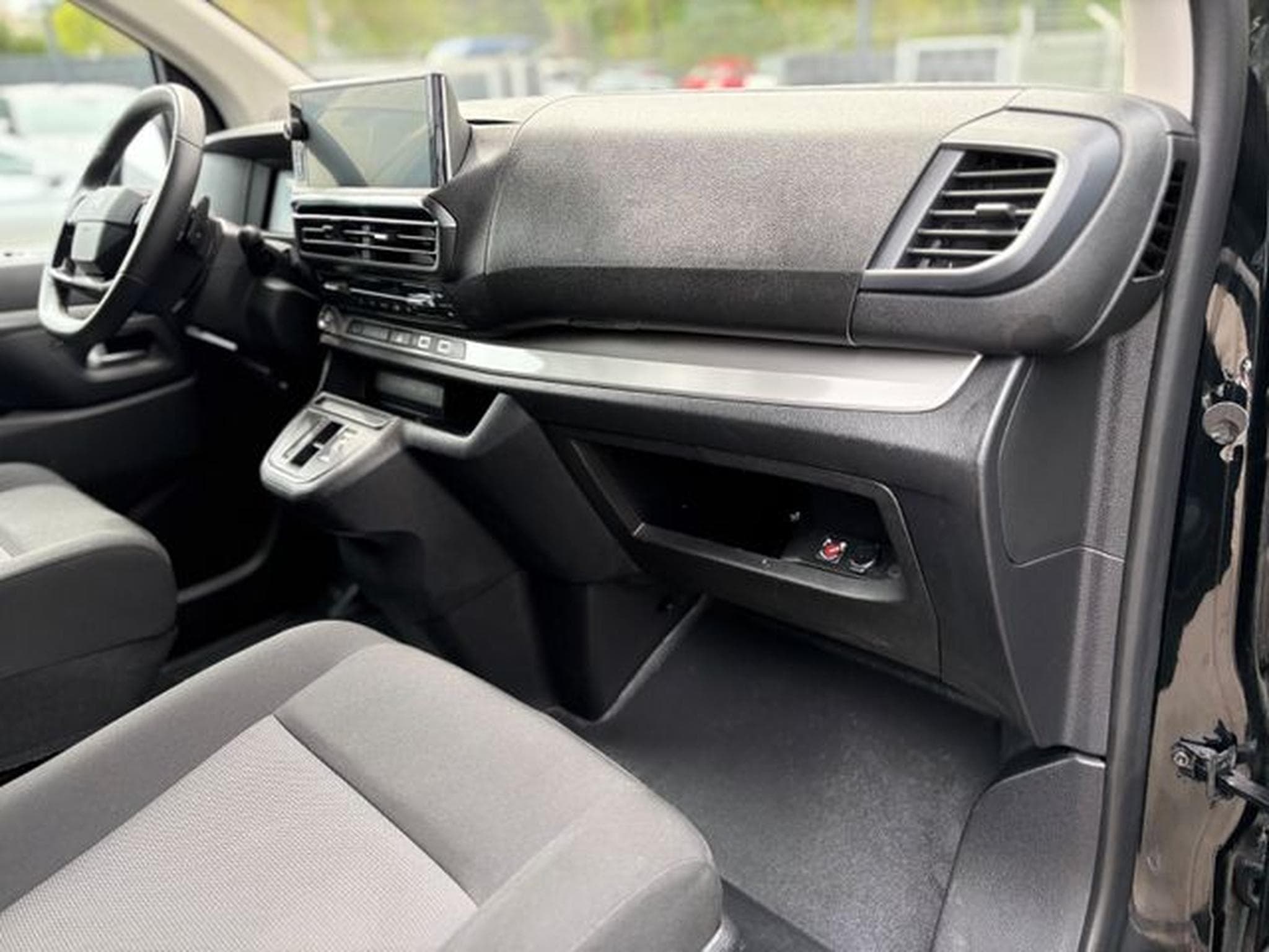 Citroën SpaceTourer SPACETOURER PLUS XL AUT..*1.HAND*NAVI*8 SITZER* (2024) - Foto 14