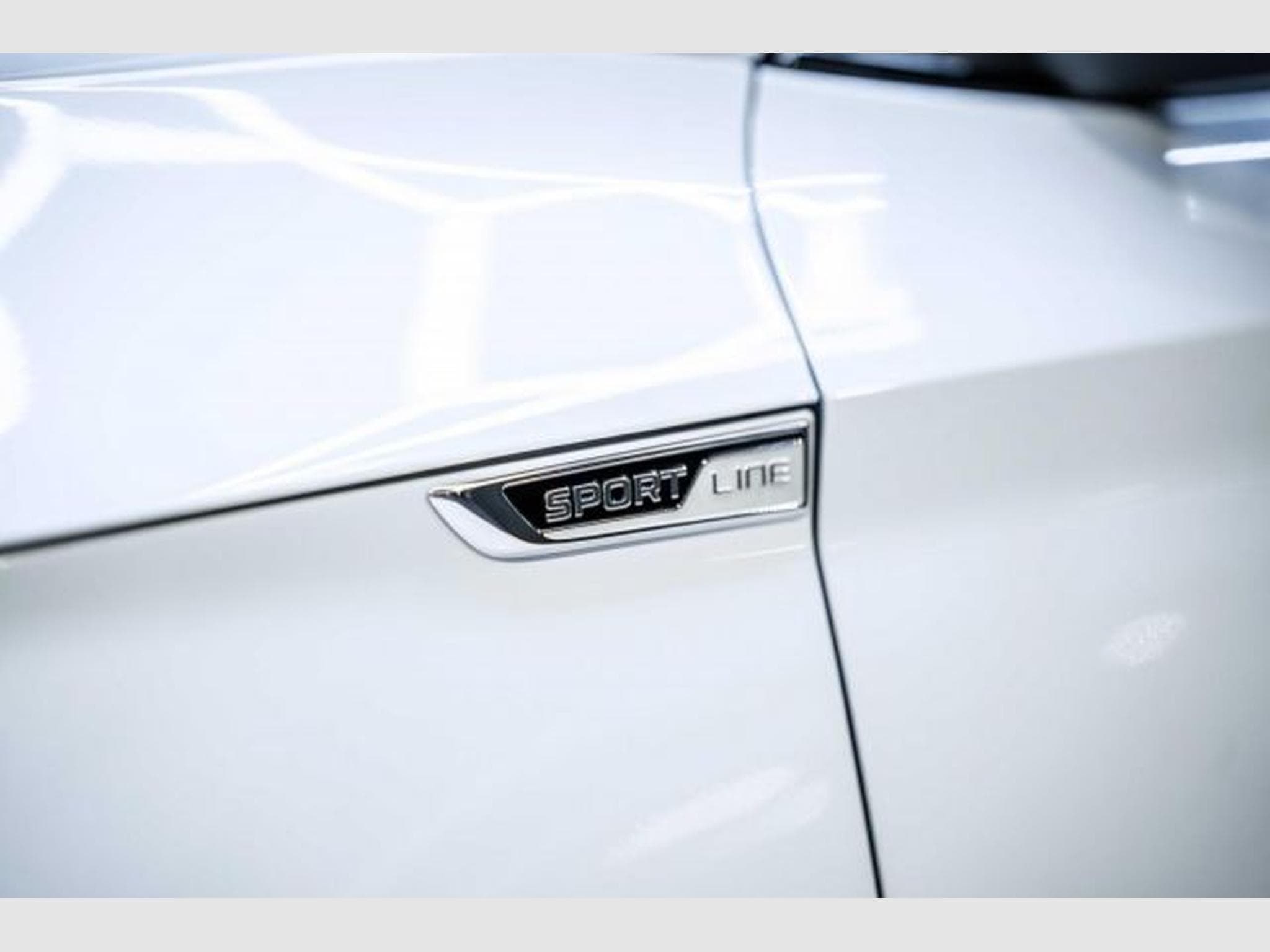 Skoda Superb Superb 2.0 TDI DSG Sportline NAVI LED PANO RFK (2021) - Photo 10