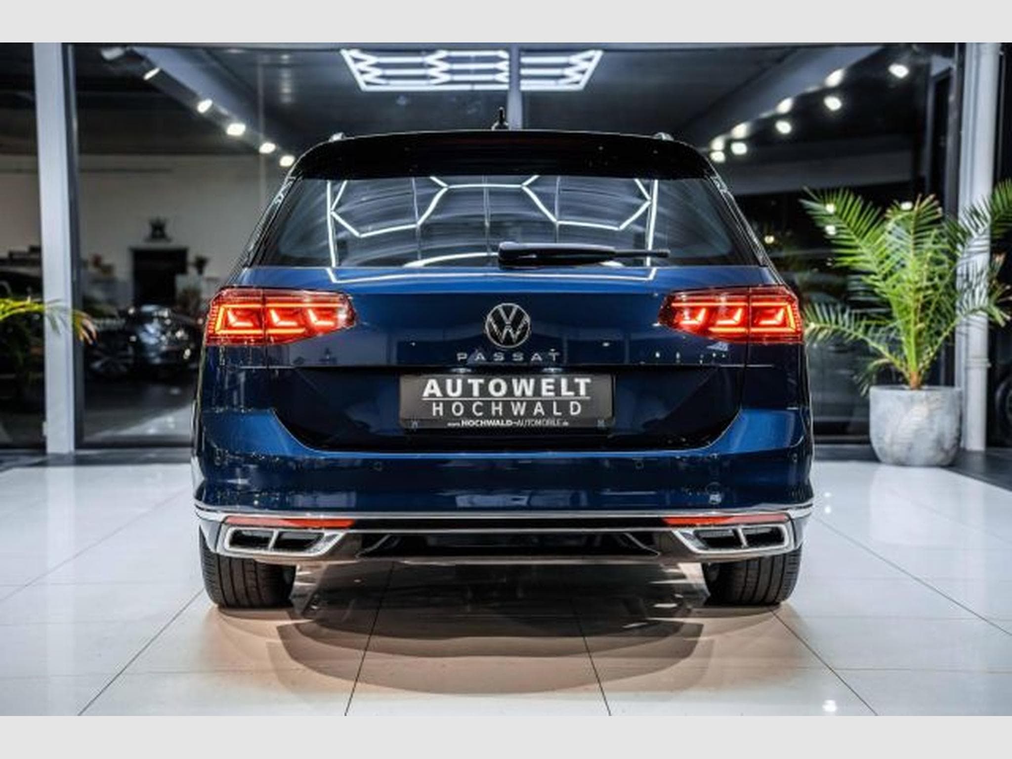 VW Passat Passat Variant 2.0 TDI DSG 2x R-Line STAHZG H&amp;K (2022) - Photo 13