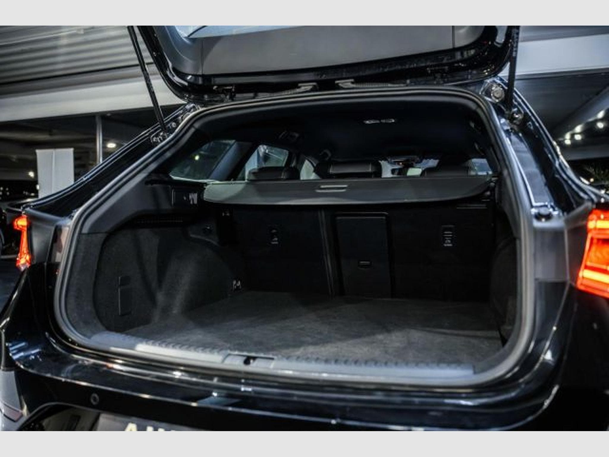 Cupra Leon Leon SP 1.4 e-Hybrid DSG NAVI RFK LED Full Link (2022) - Foto 14