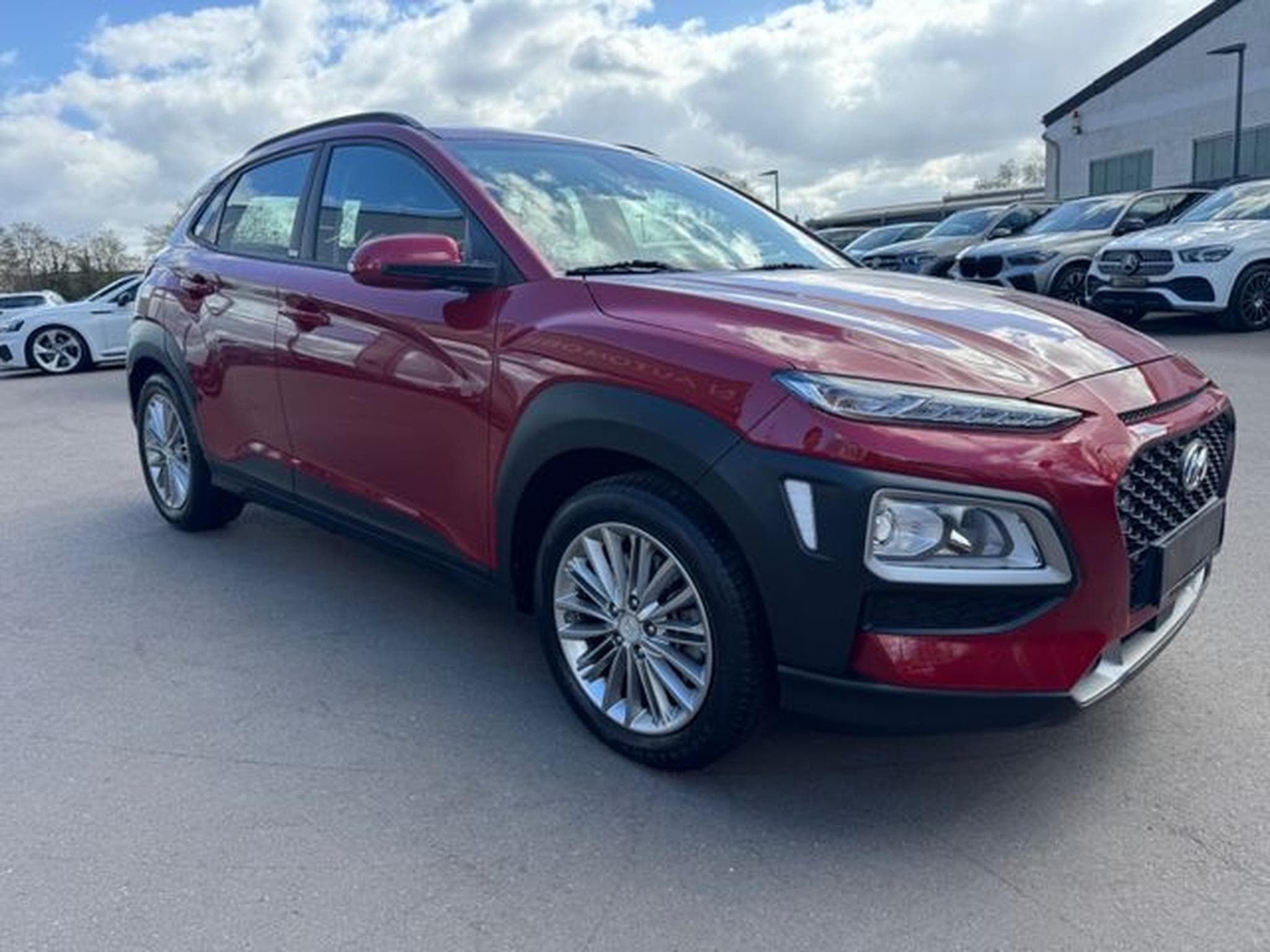 Hyundai KONA KONA TEND*AUTOMATIK*NAVI*WINTERPAKET* (2020) - Photo 4