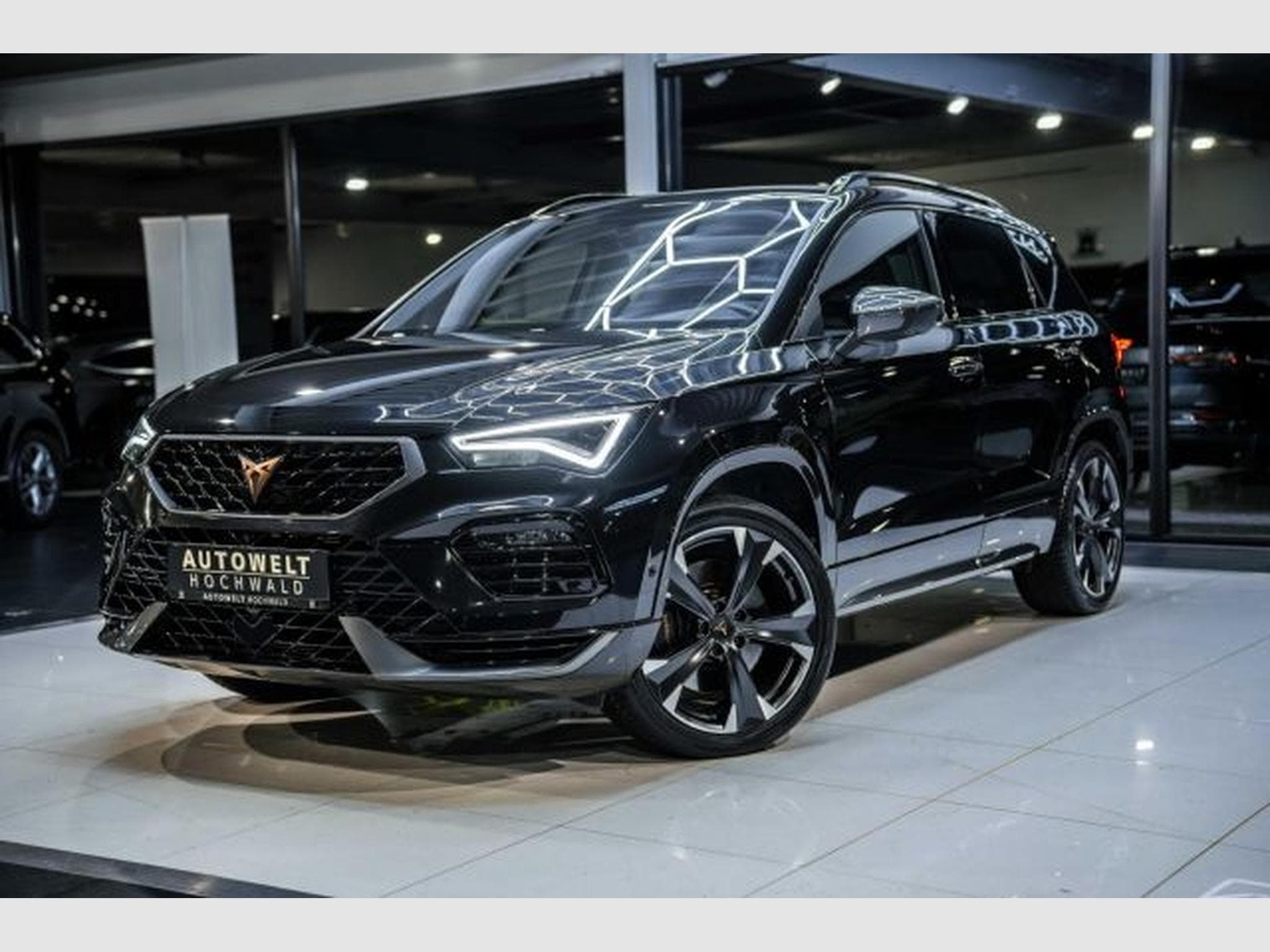 Cupra Ateca Ateca VZ 2.0 TSI DSG 4Drive NAVI 360 LED CarPlay (2024) - Photo 2