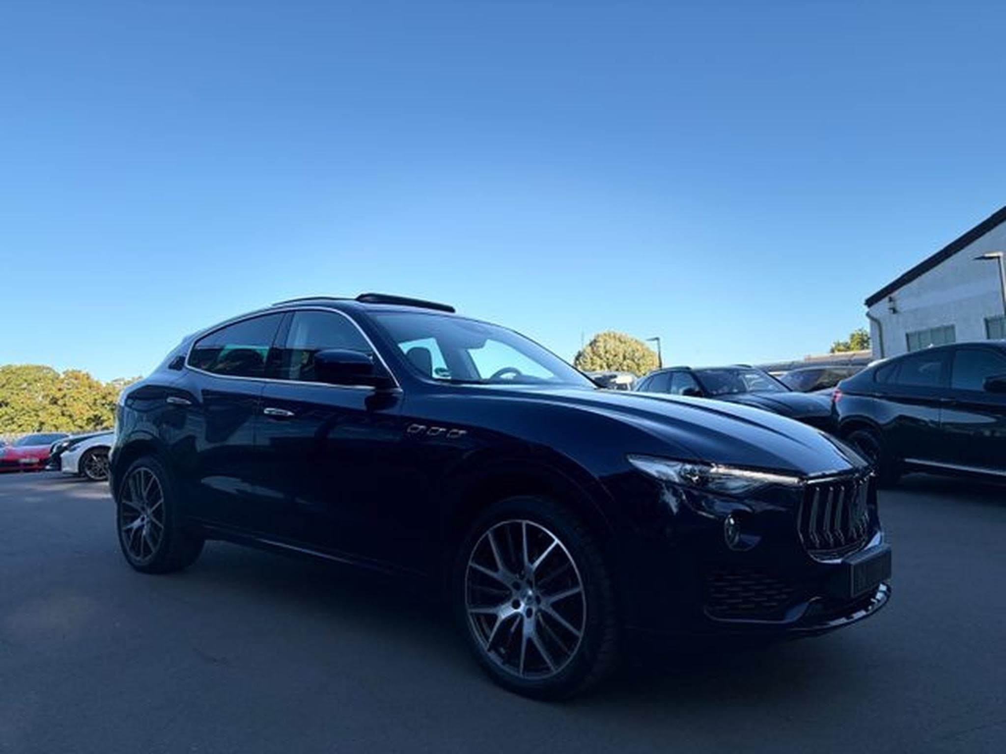 Maserati Levante LEVANTE GRANSPORT Q4 *LED*PANO*LUFT*VOLL* (2018) - Photo 5