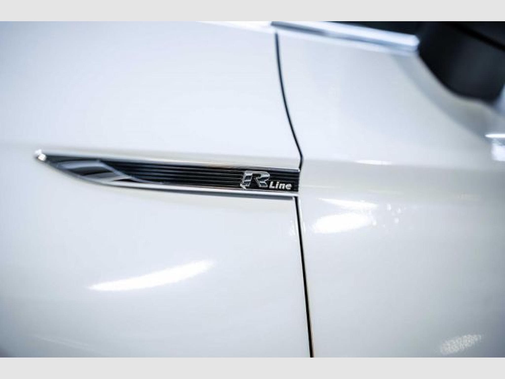 VW Passat Passat 2.0 TDI DSG 2x R-Line NAVI LED RFK ACC (2022) - Photo 10