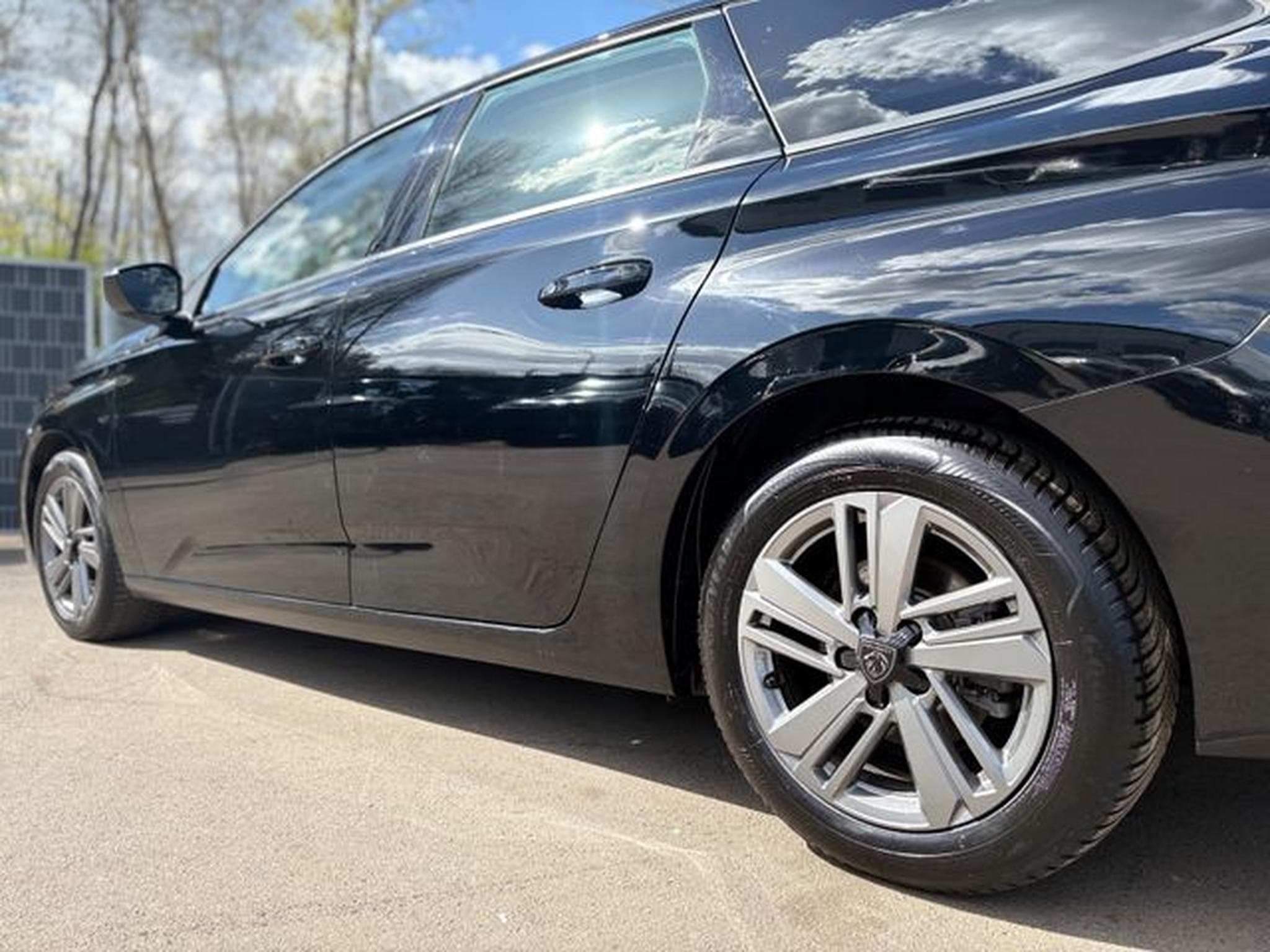 Peugeot 308 308 SW ACTIVE PACK *NAVI*LED*SHZ* (2025) - Photo 14