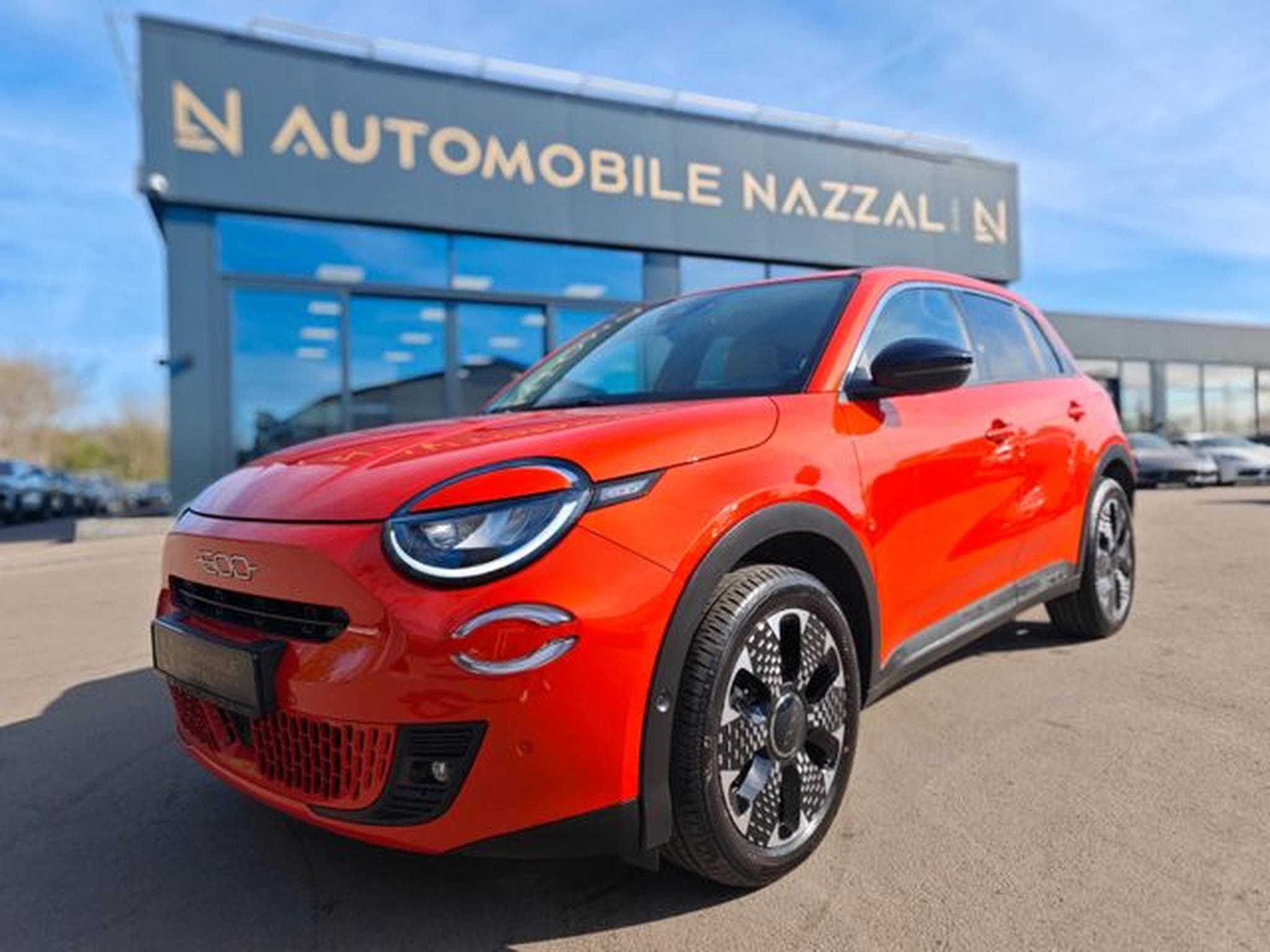 Fiat 600 600 HYBRID LA PRIMA *1.HAND*LED*NAVI*360°*LEDER* (2024) - Foto 2