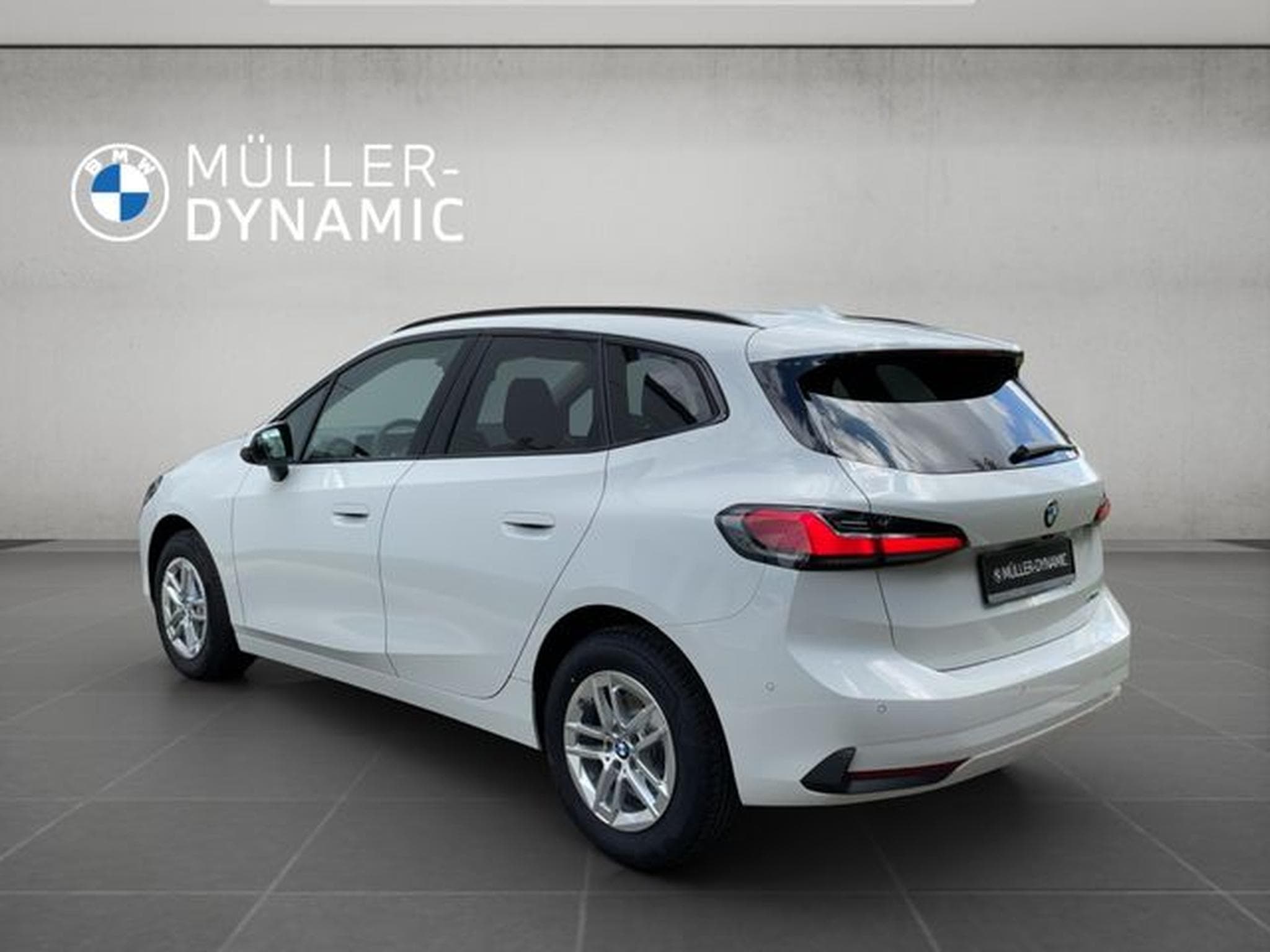 BMW 216 216i LED RÜCKFAHR KOMFORTZUG SHZ DAB (2025) - Photo 4