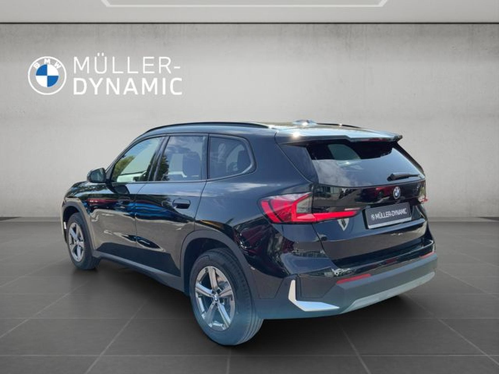 BMW X1 X1 xDrive23i LED RÜCKFAHR KOMFORTZUG SHZ DAB (2025) - Photo 4