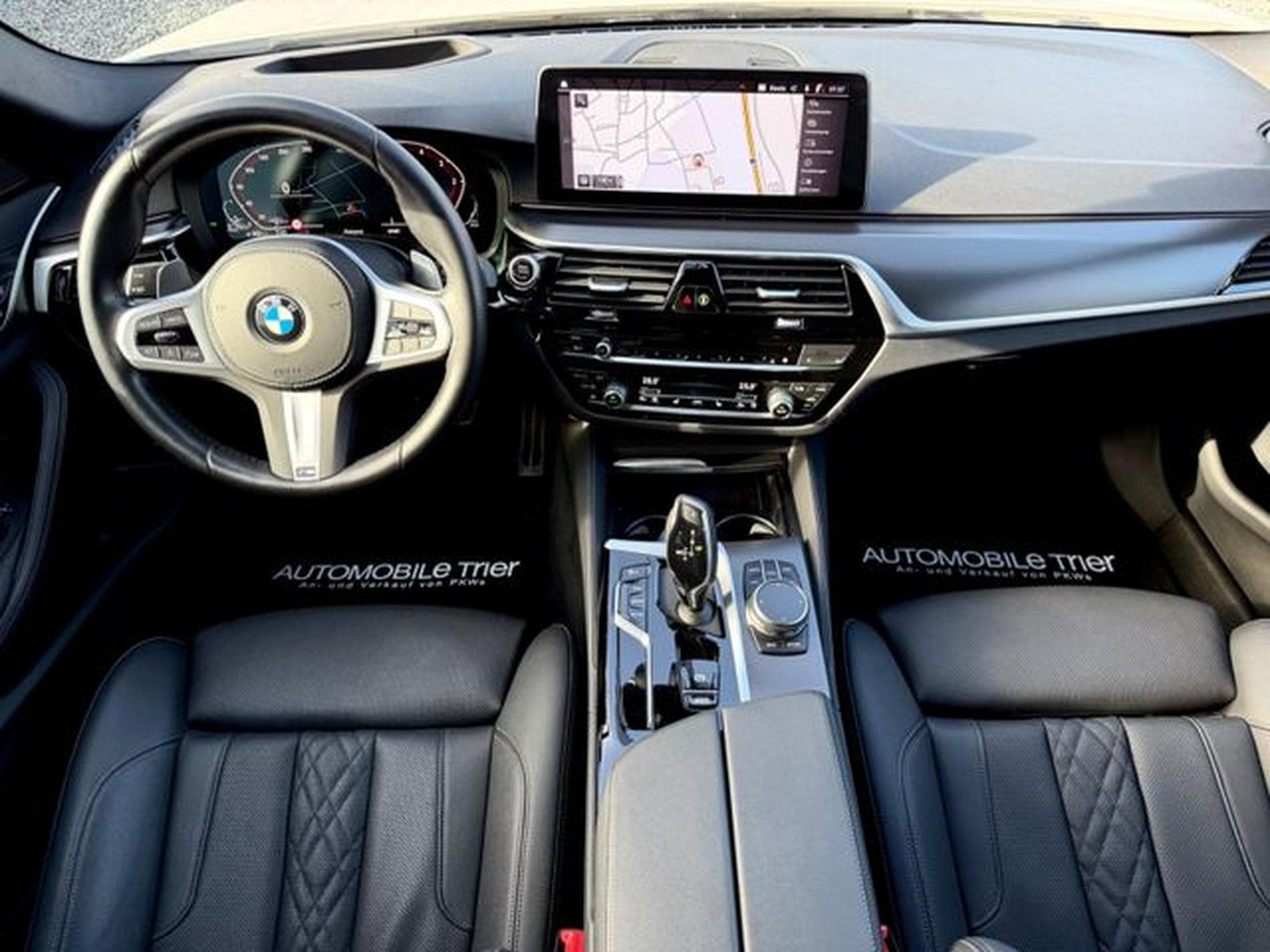 BMW 530 530d xDrive Touring M Sport Paket (2023) - Foto 11