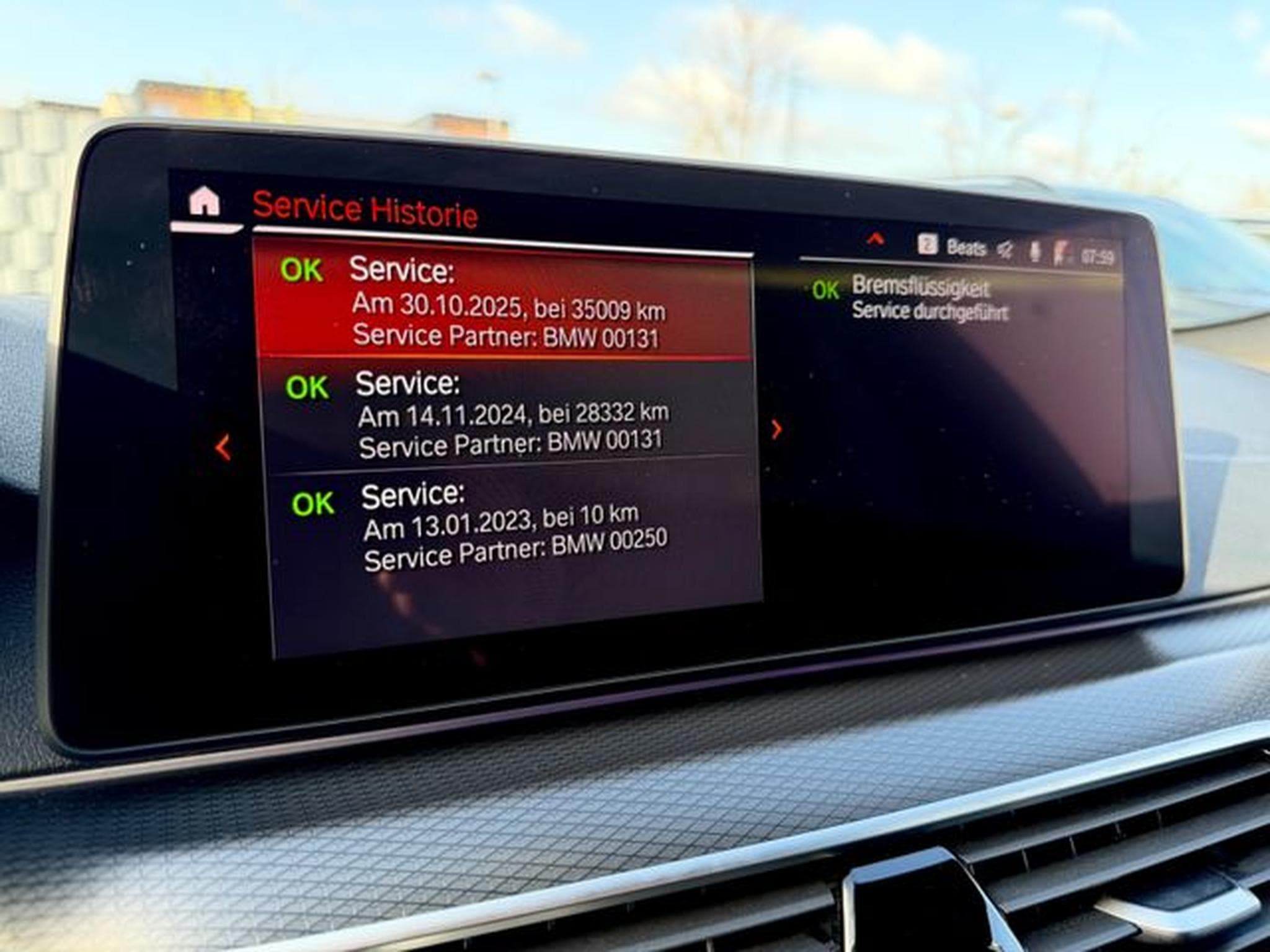 BMW 530 530d xDrive Touring M Sport Paket (2023) - Foto 19