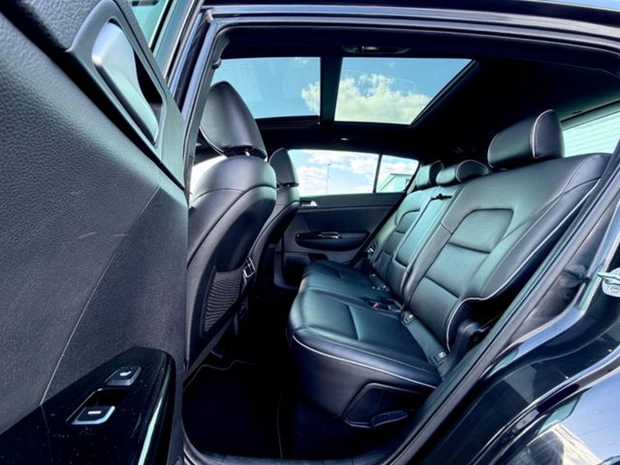 Kia Sportage Sportage GT Line 2.0d 4WD /NAVI/LED/CAM/JBL/PANO (2017) - Photo 15