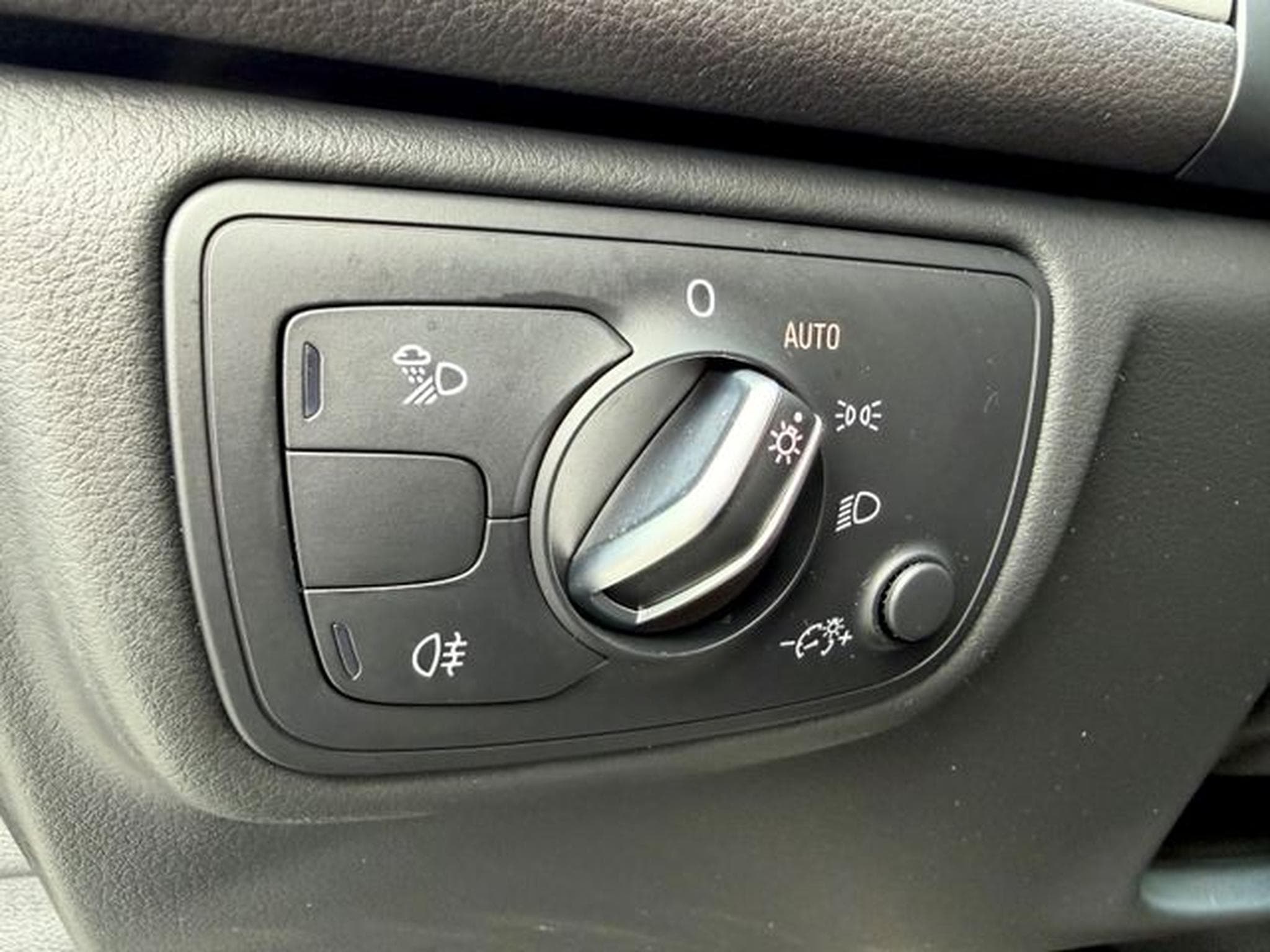 Audi A6 A6 Avant 2.0 TDI sport /LED/ACC/CAM/AHK/GARANTIE (2016) - Photo 21