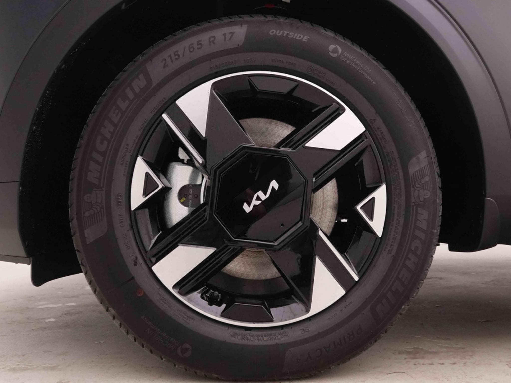 Kia Sportage 1.6 T-GDI DCT 150 Pulse (2025) - Photo 4