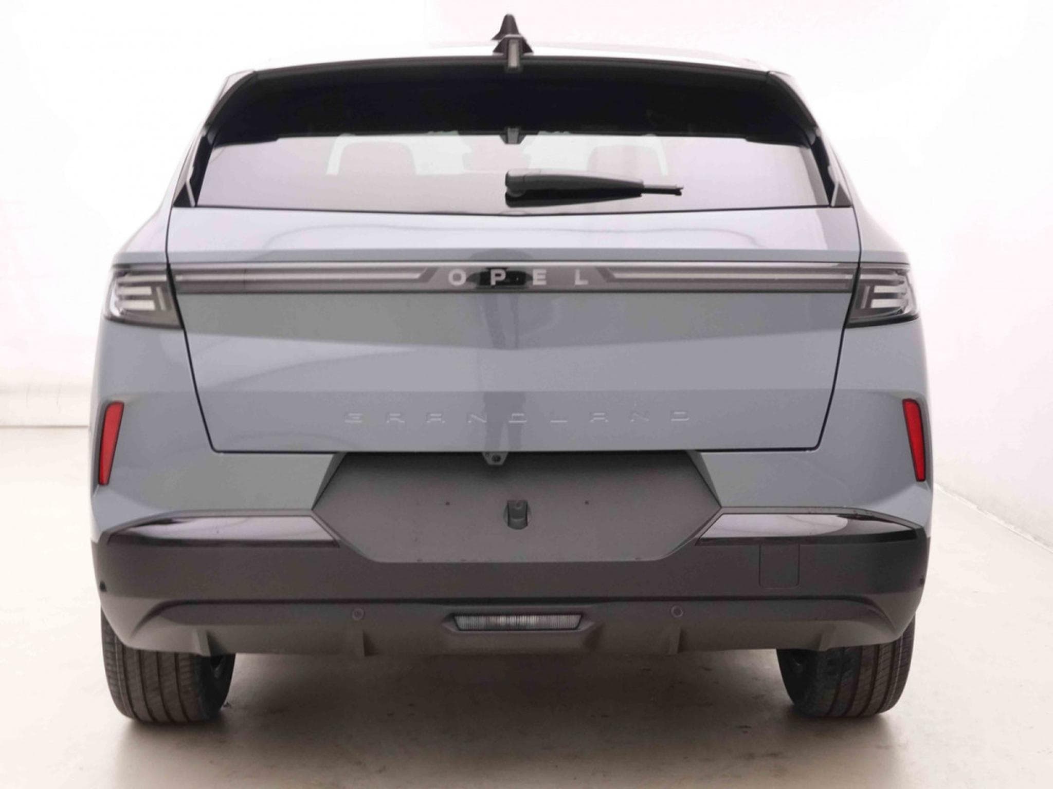 Opel Grandland 1.2 T Hybrid 145 GS (2025) - Photo 4