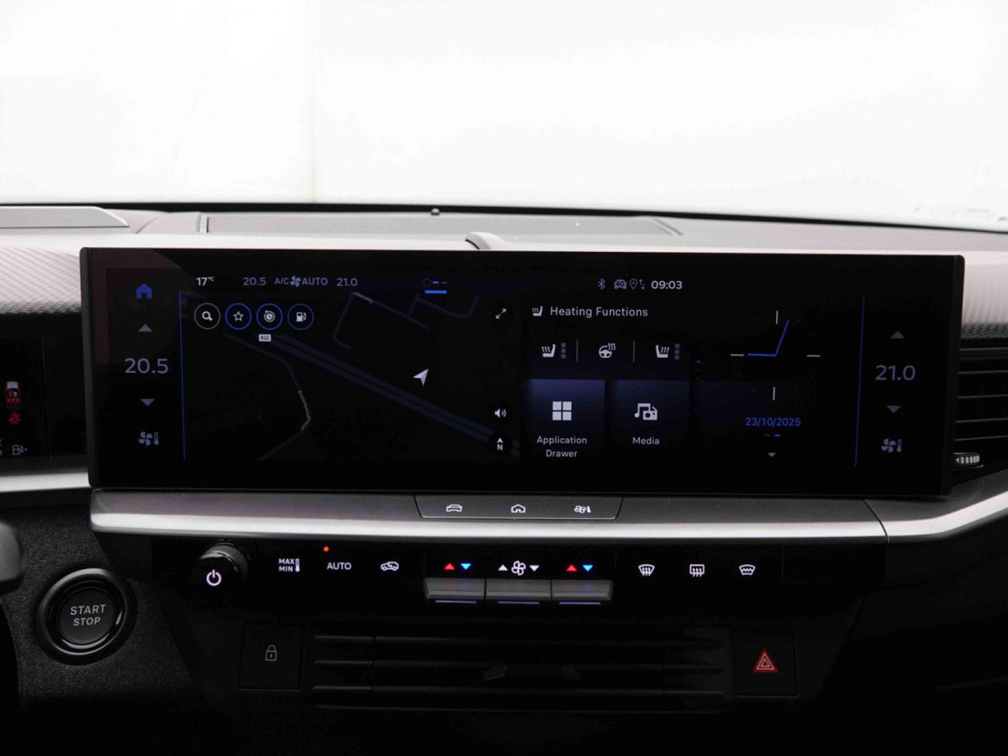 Opel Grandland 1.2 T Hybrid 145 GS (2025) - Photo 15