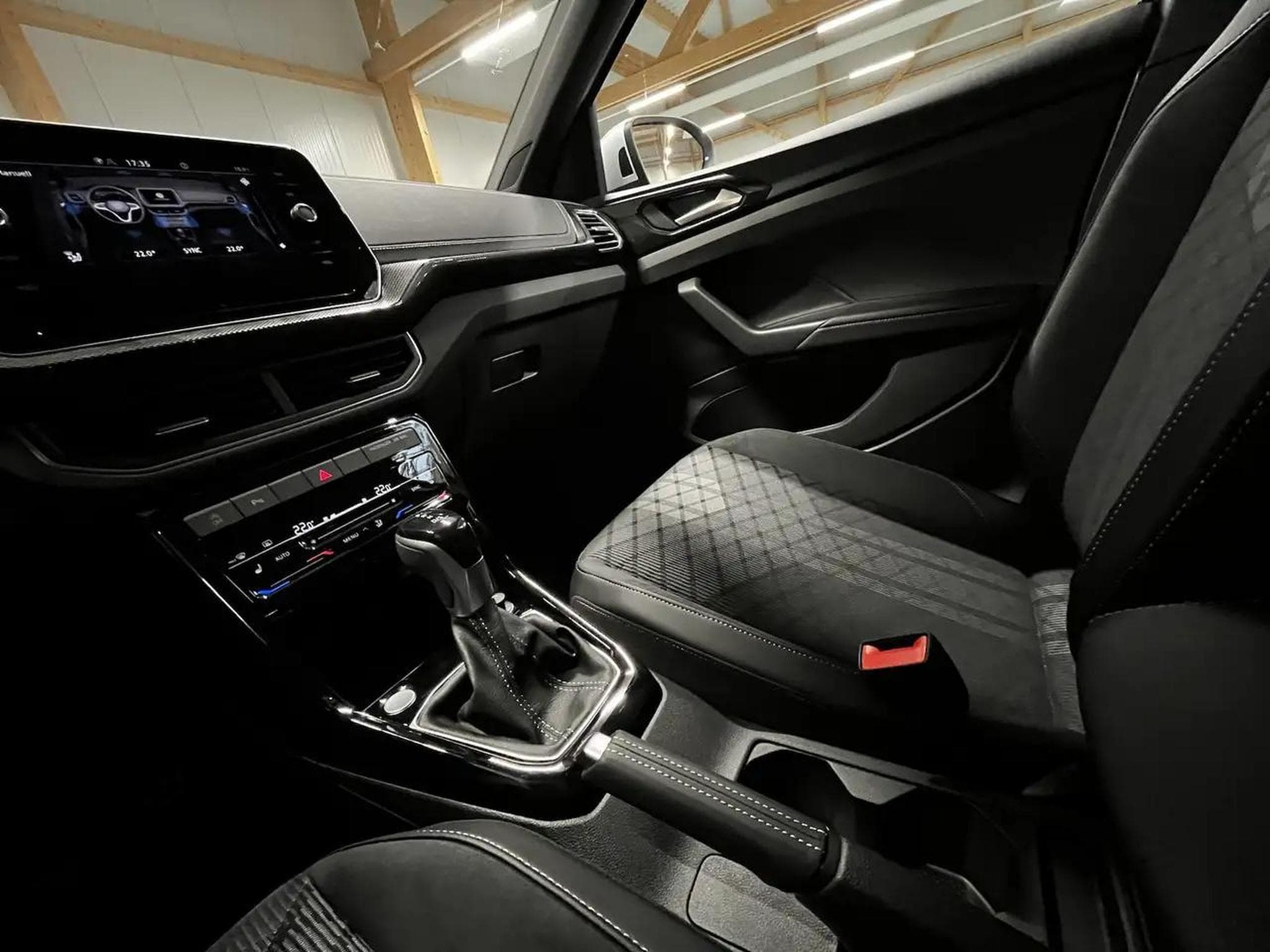 VW T-Cross (2026) - Photo 17