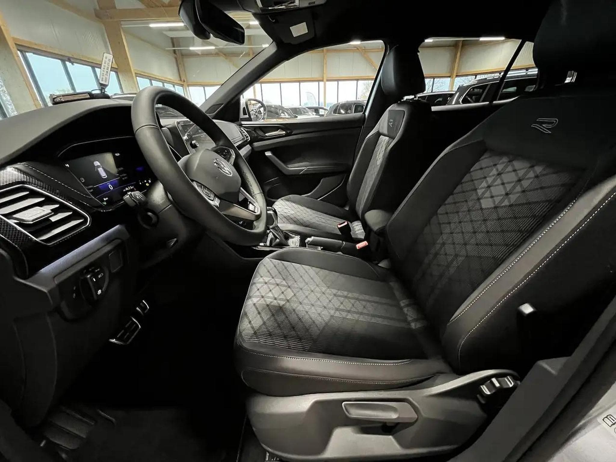 VW T-Cross (2026) - Photo 9