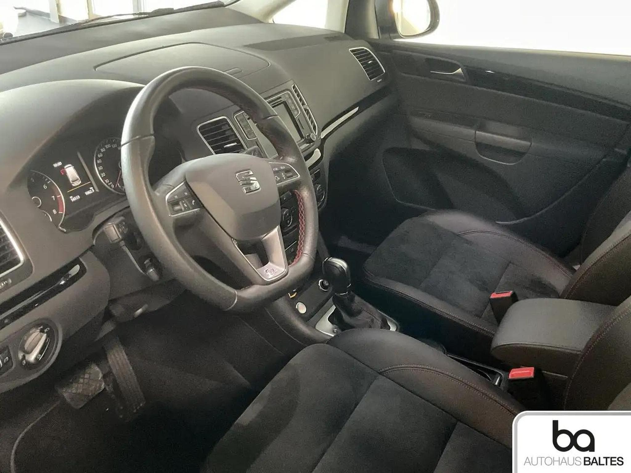 Seat Alhambra (2023) - Photo 11