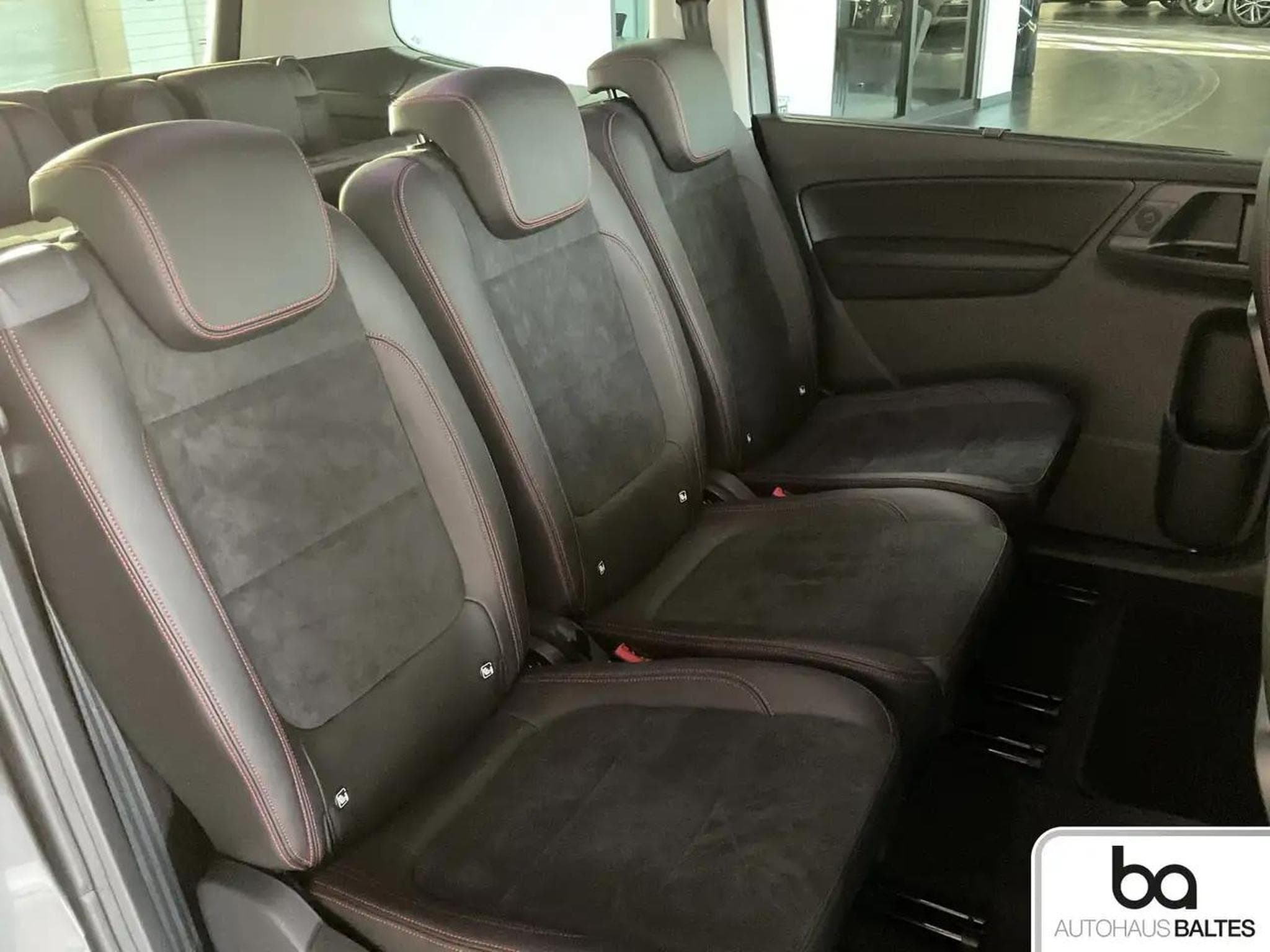 Seat Alhambra (2023) - Photo 8