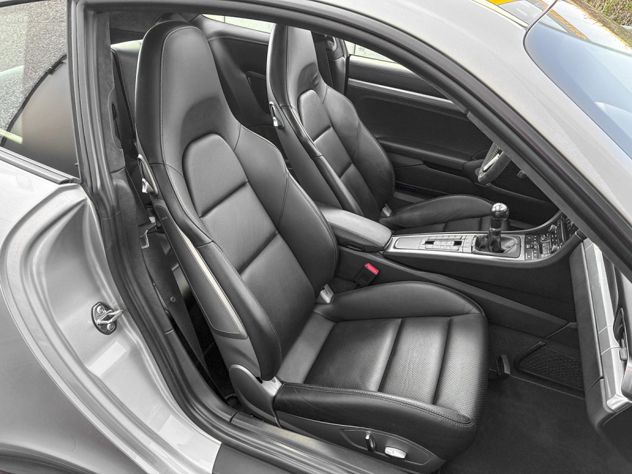 Porsche 911 991.2 CARRERA 4S/ BVM/ TOIT OUVRANT/SIEGES CHAUFFANTS/ ECHAP (2016) - Foto 13