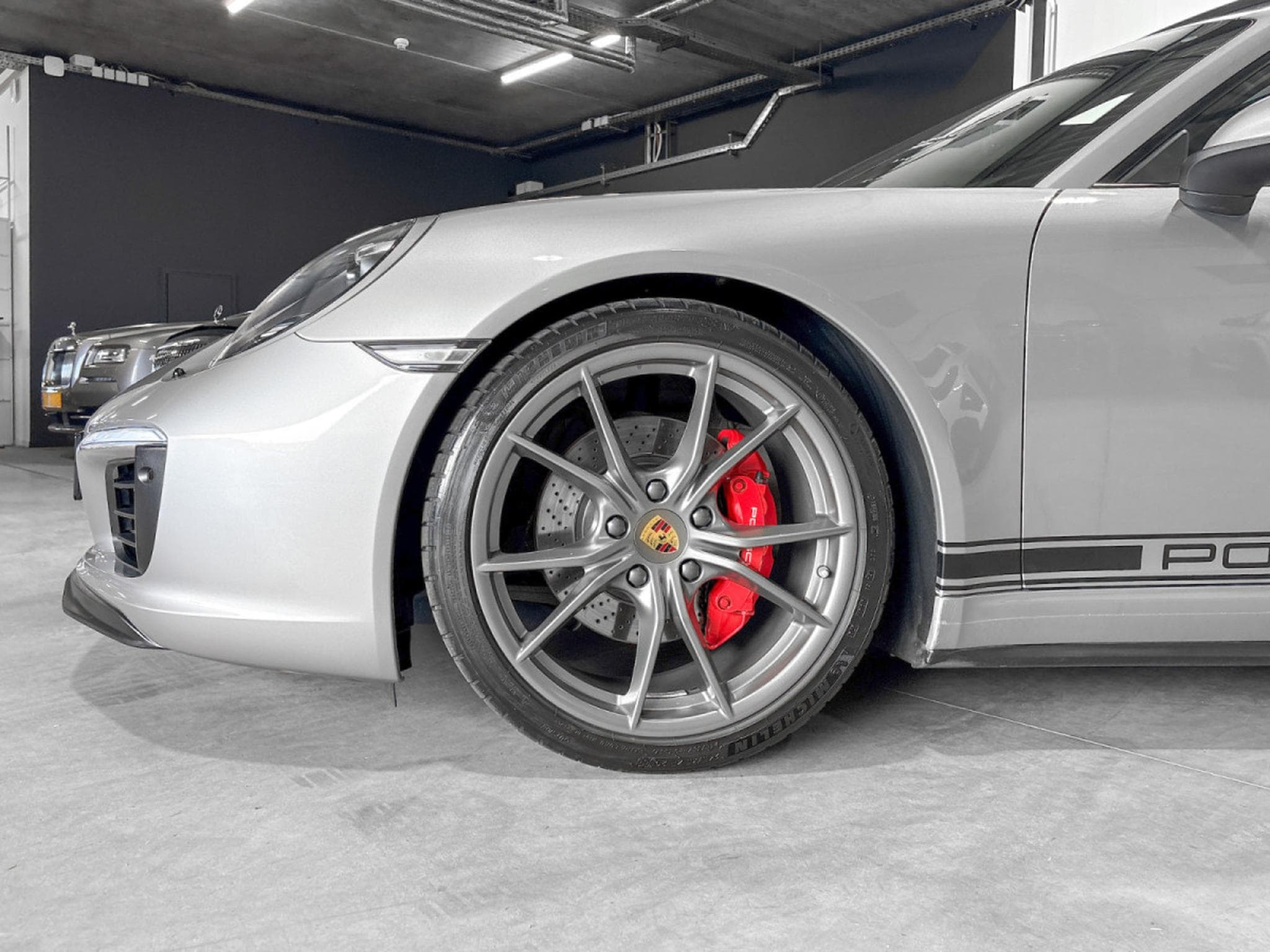 Porsche 911 991.2 CARRERA 4S/ BVM/ TOIT OUVRANT/SIEGES CHAUFFANTS/ ECHAP (2016) - Foto 22