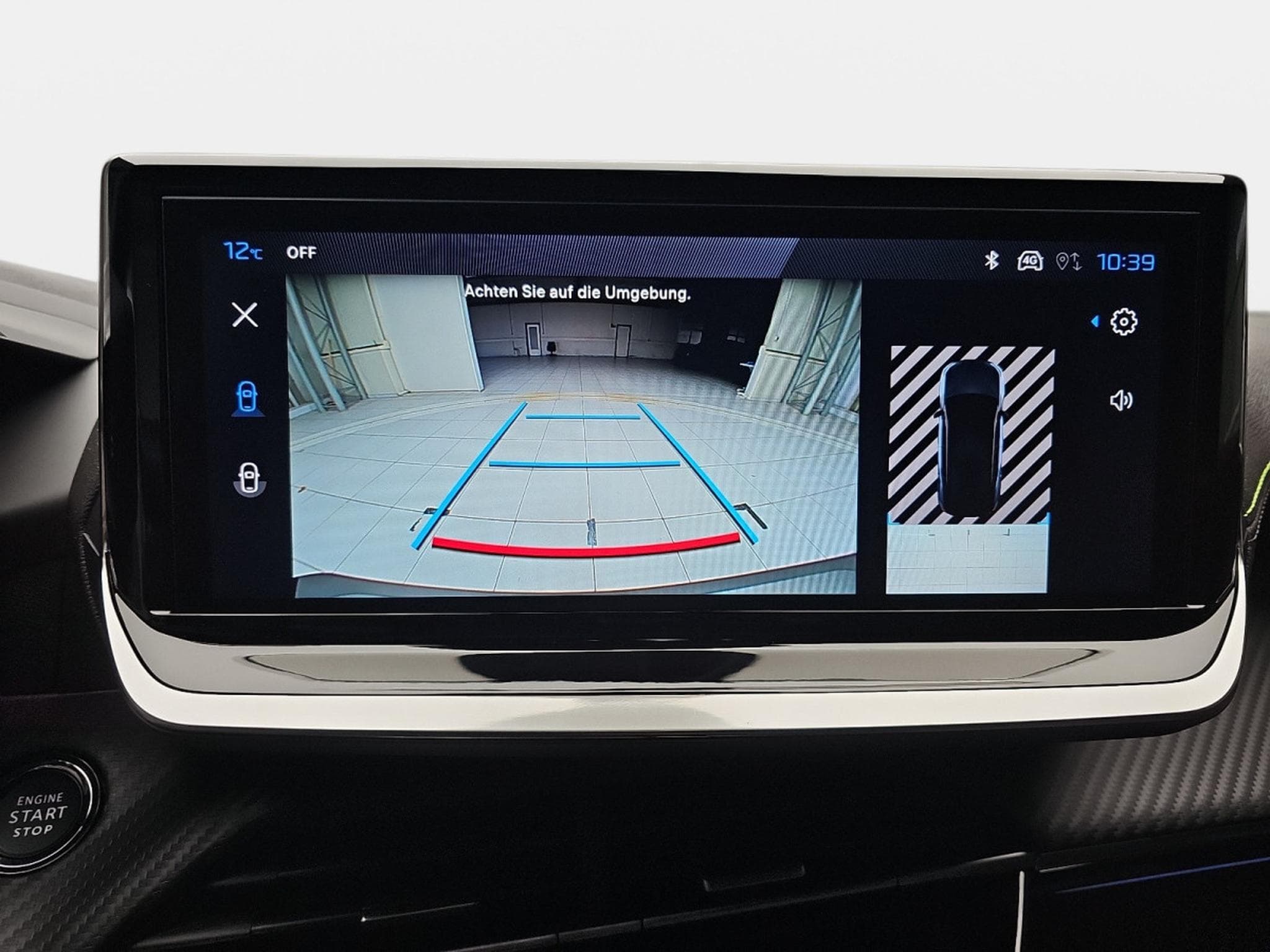 Peugeot 2008 1.2 Hybrid 145 E-DSC6 GT (2025) - Photo 10