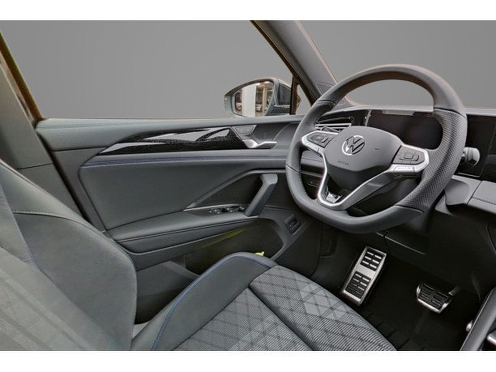 VW Tiguan 1.5 eTSI 150 DSG R-Line (2025) - Photo 9