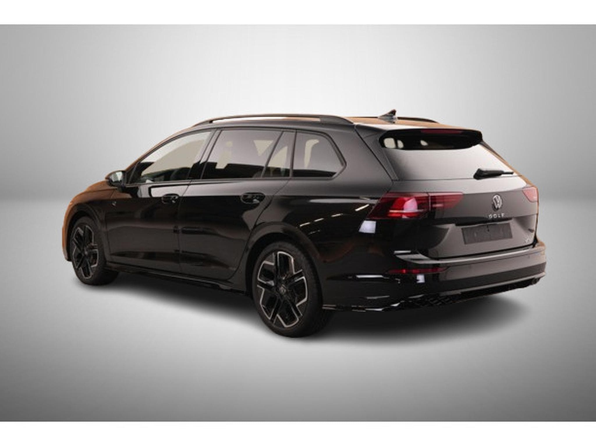 VW Golf 1.5 eTSI mHEV 150 DSG R-Line (2025) - Photo 5