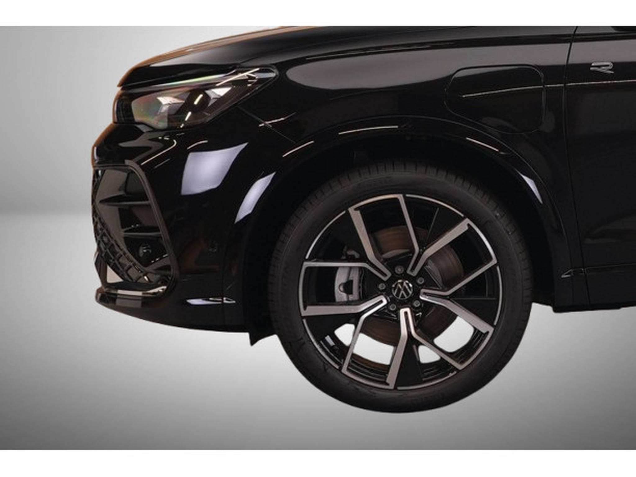 VW Tiguan 1.5 TSI PHEV 270 DSG R-Line (2025) - Photo 7