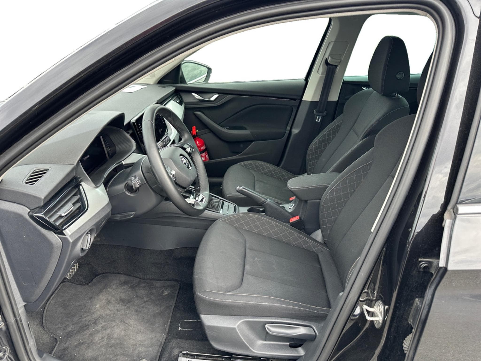 Skoda Kamiq 1.0 TSI DSG Ambition (2023) - Photo 7