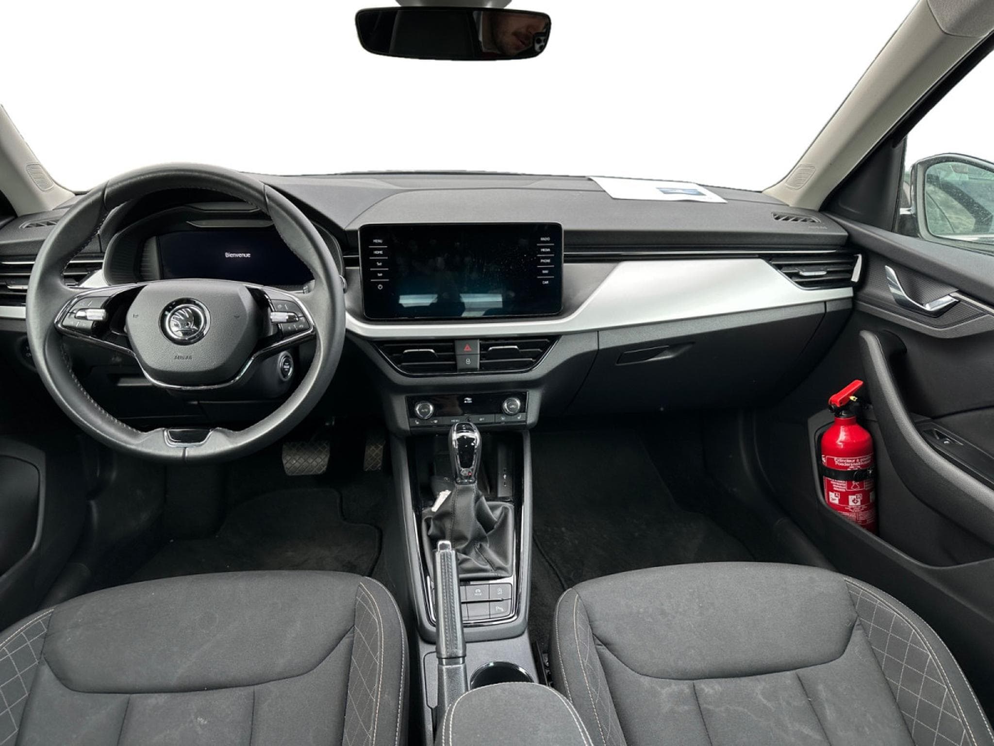 Skoda Kamiq 1.0 TSI DSG Ambition (2023) - Photo 8