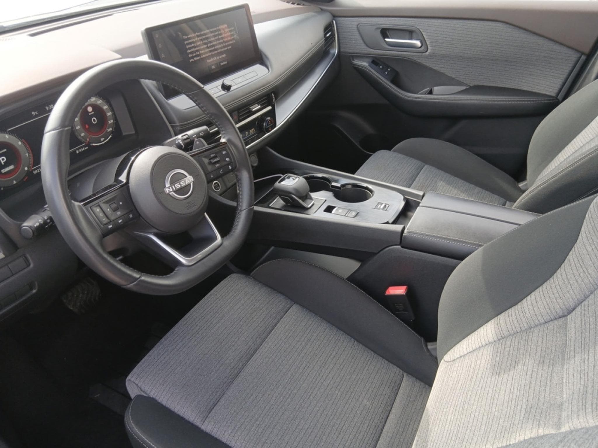 Nissan X-Trail 1.5 T Mhev N-CONNECTA X-TRONIC 7pl 2WD (2023) - Photo 6