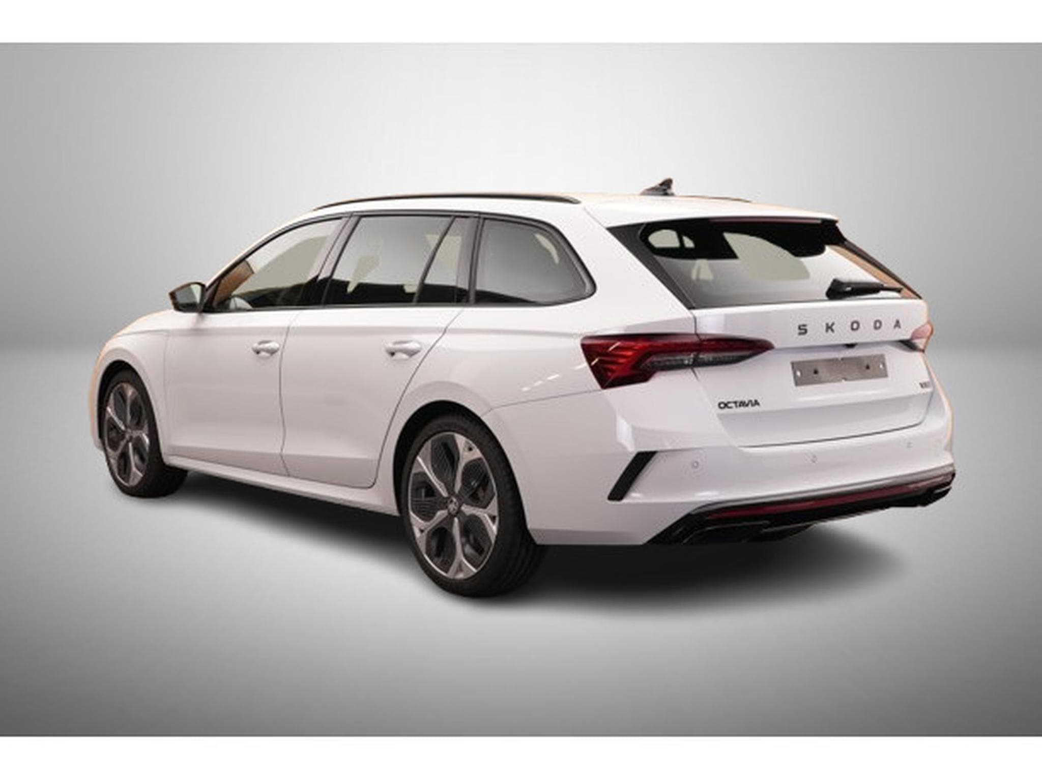 Skoda Octavia 2.0 TSi DSG 265 RS (2025) - Photo 4