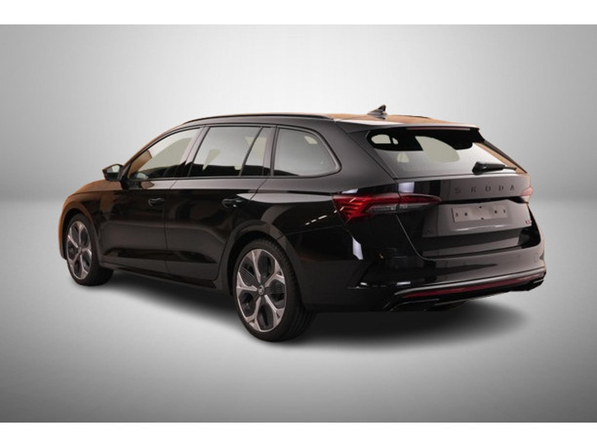 Skoda Octavia 2.0 TSi DSG 265 RS (2025) - Photo 4