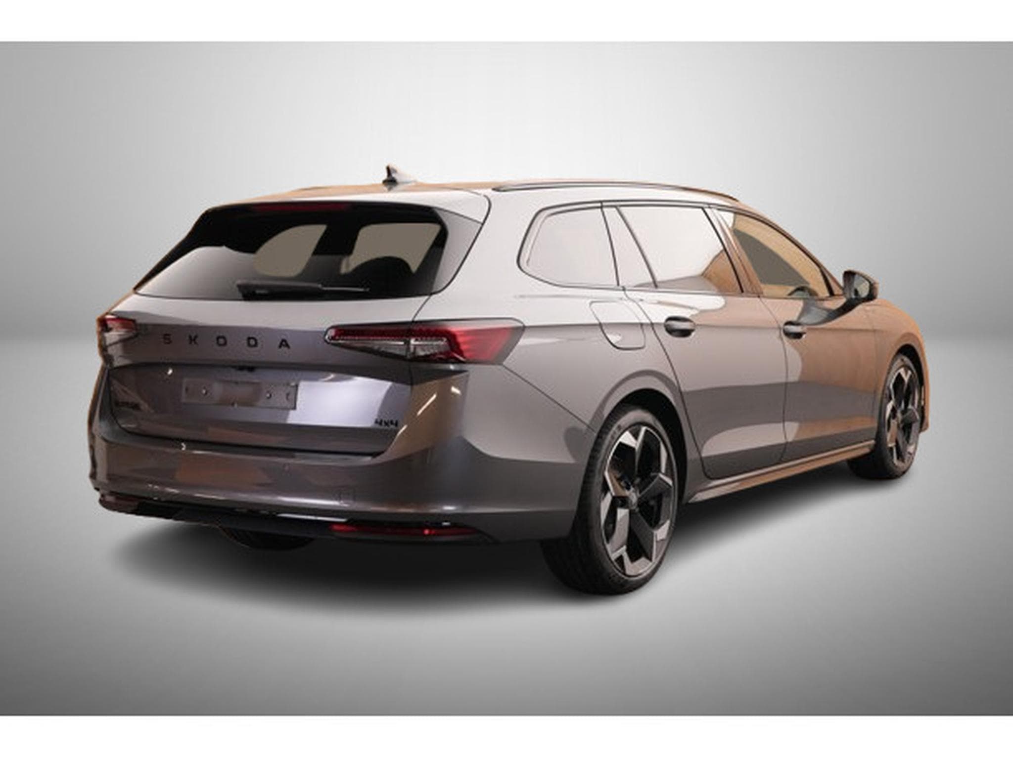 Skoda Superb 2.0 TDI DSG 190 Sportline 4x4 (2025) - Photo 5