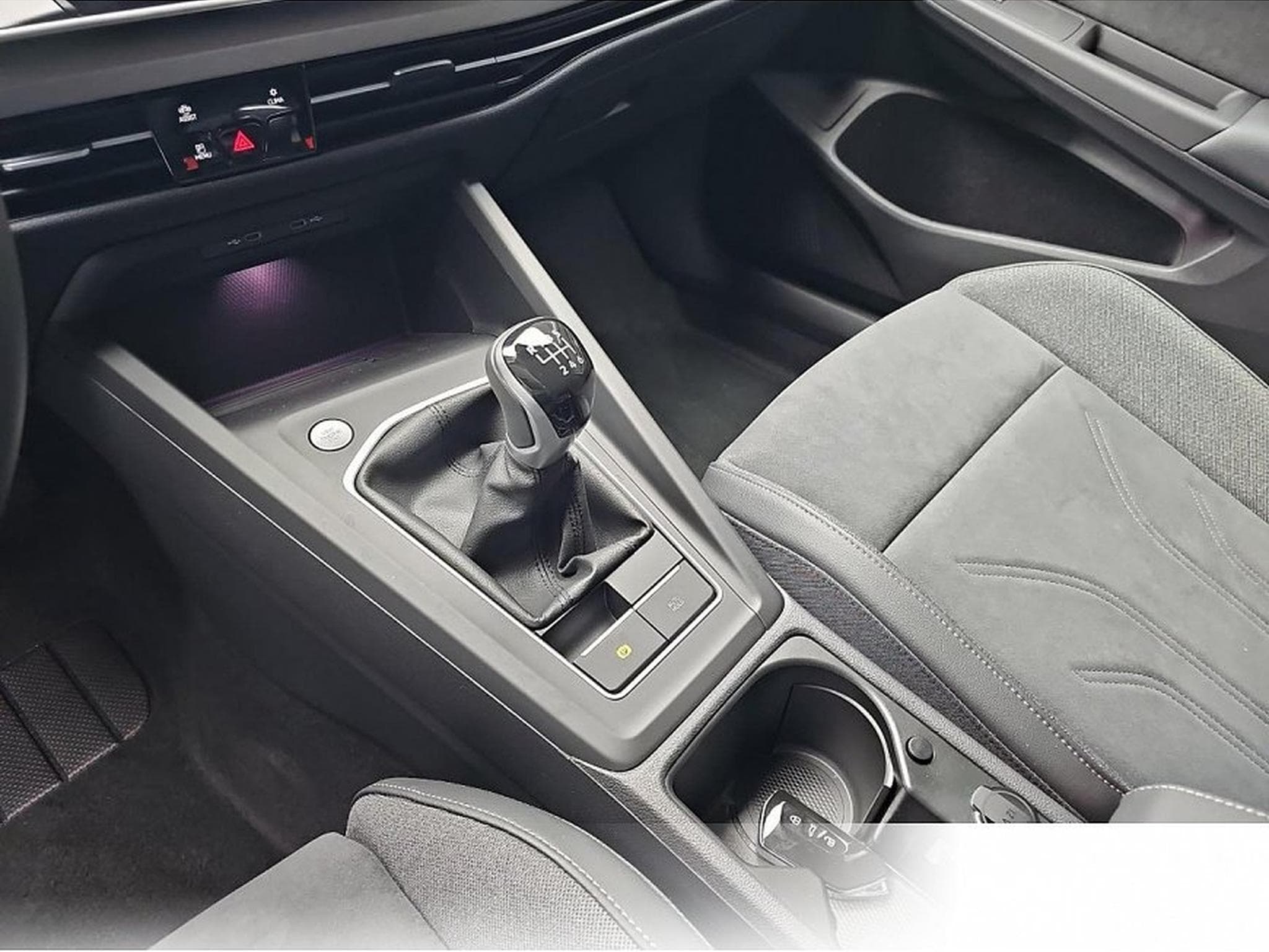 VW Golf (2026) - Photo 11