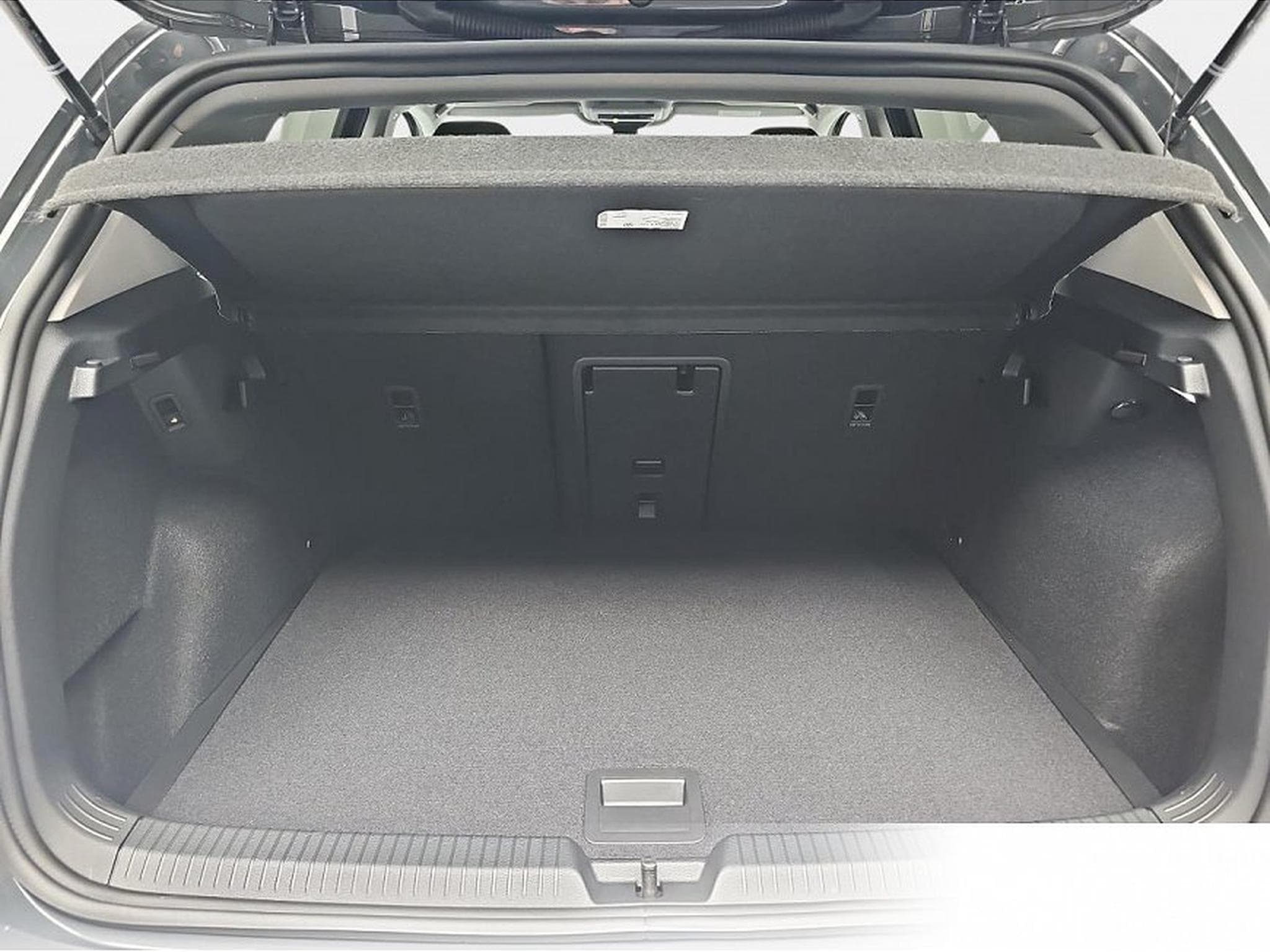 VW Golf (2026) - Photo 13