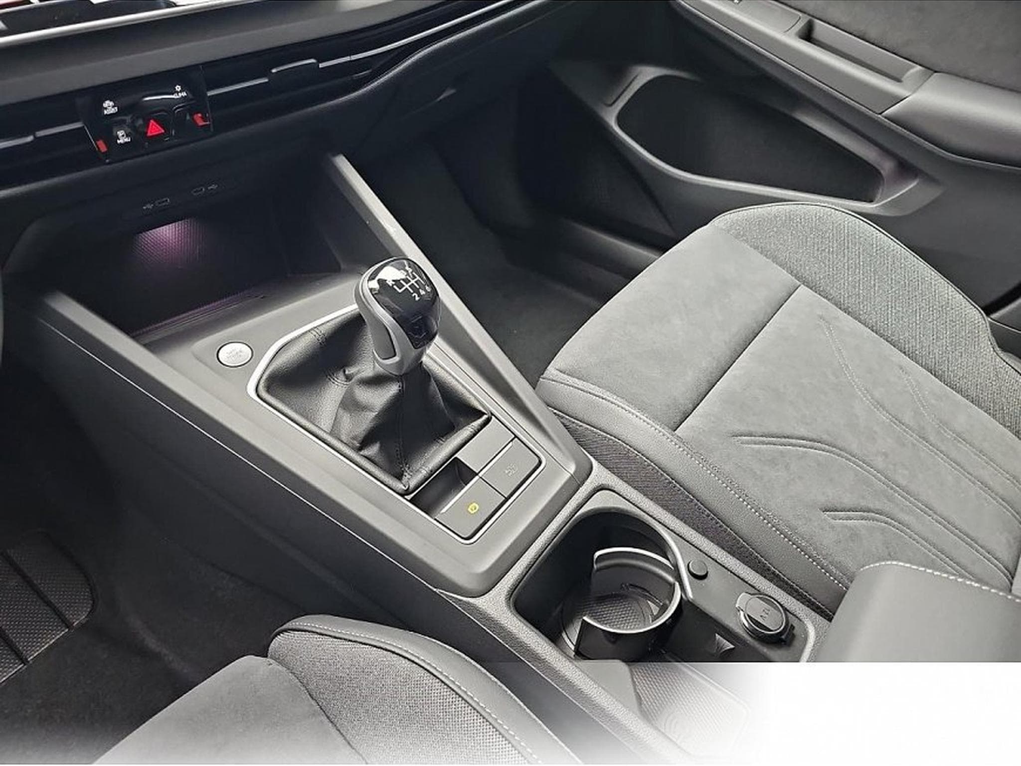 VW Golf (2026) - Photo 11