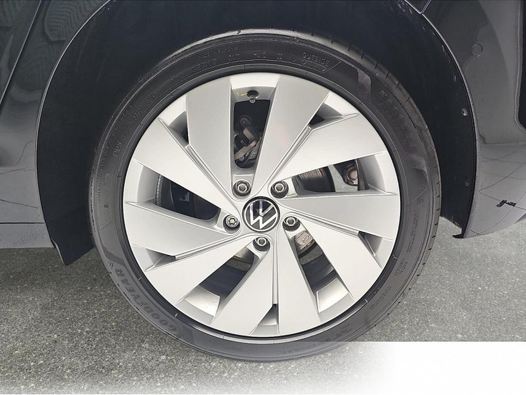 VW Golf (2026) - Photo 5