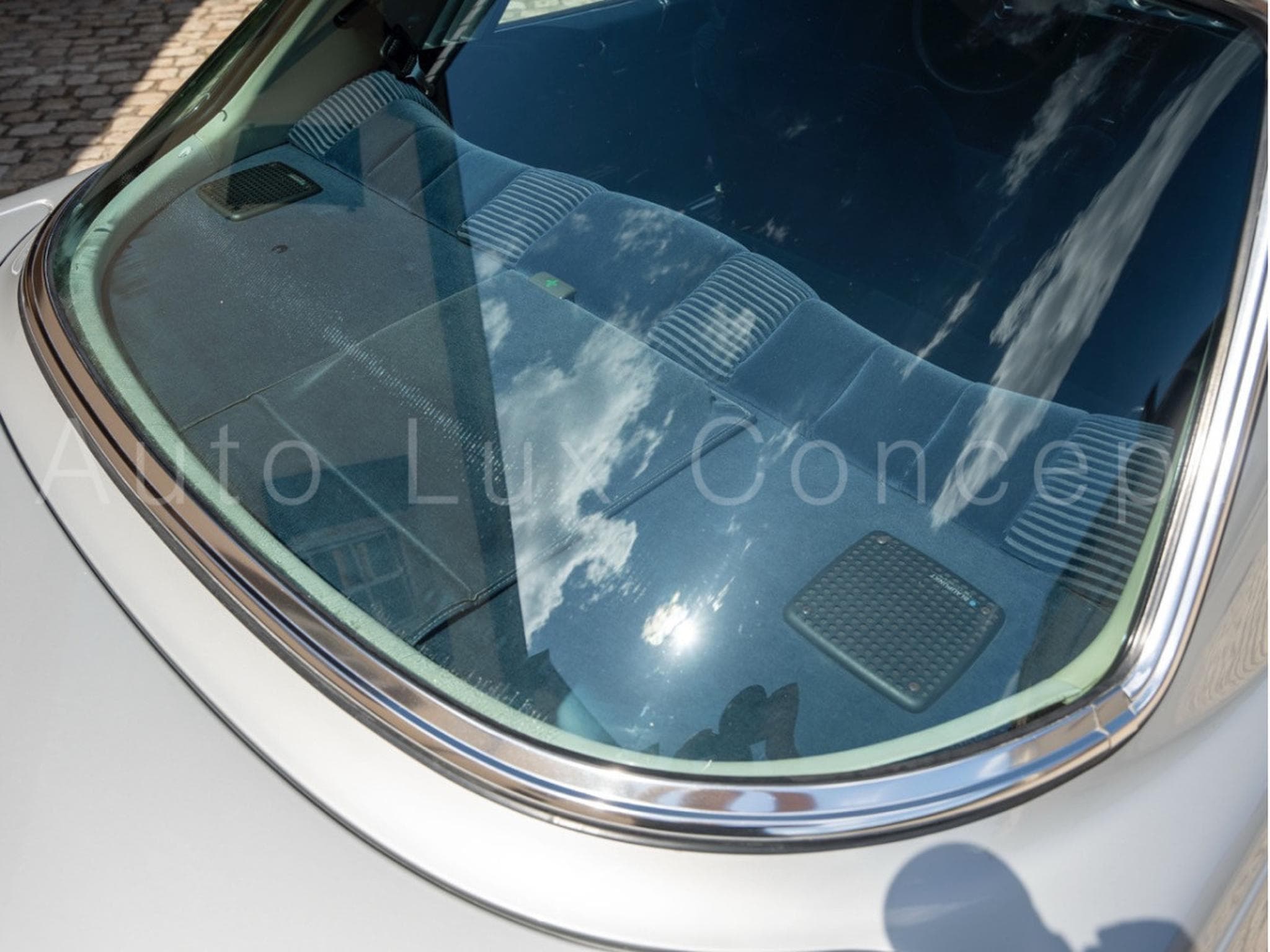 Mercedes 500 SLC (1982) - Photo 20